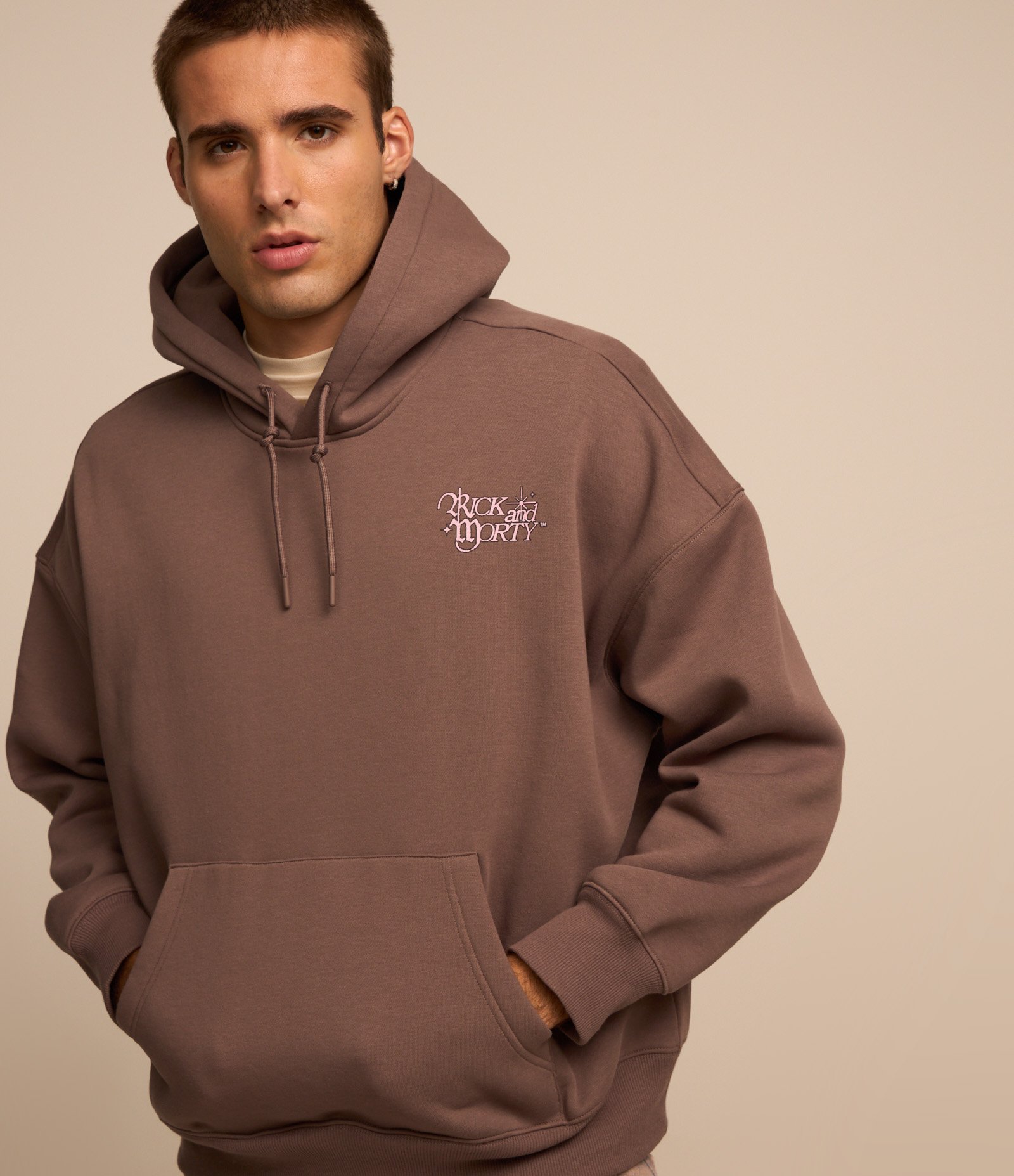 Blusão Balloon em Moletom com Estampa Rick and Morty Marrom 4