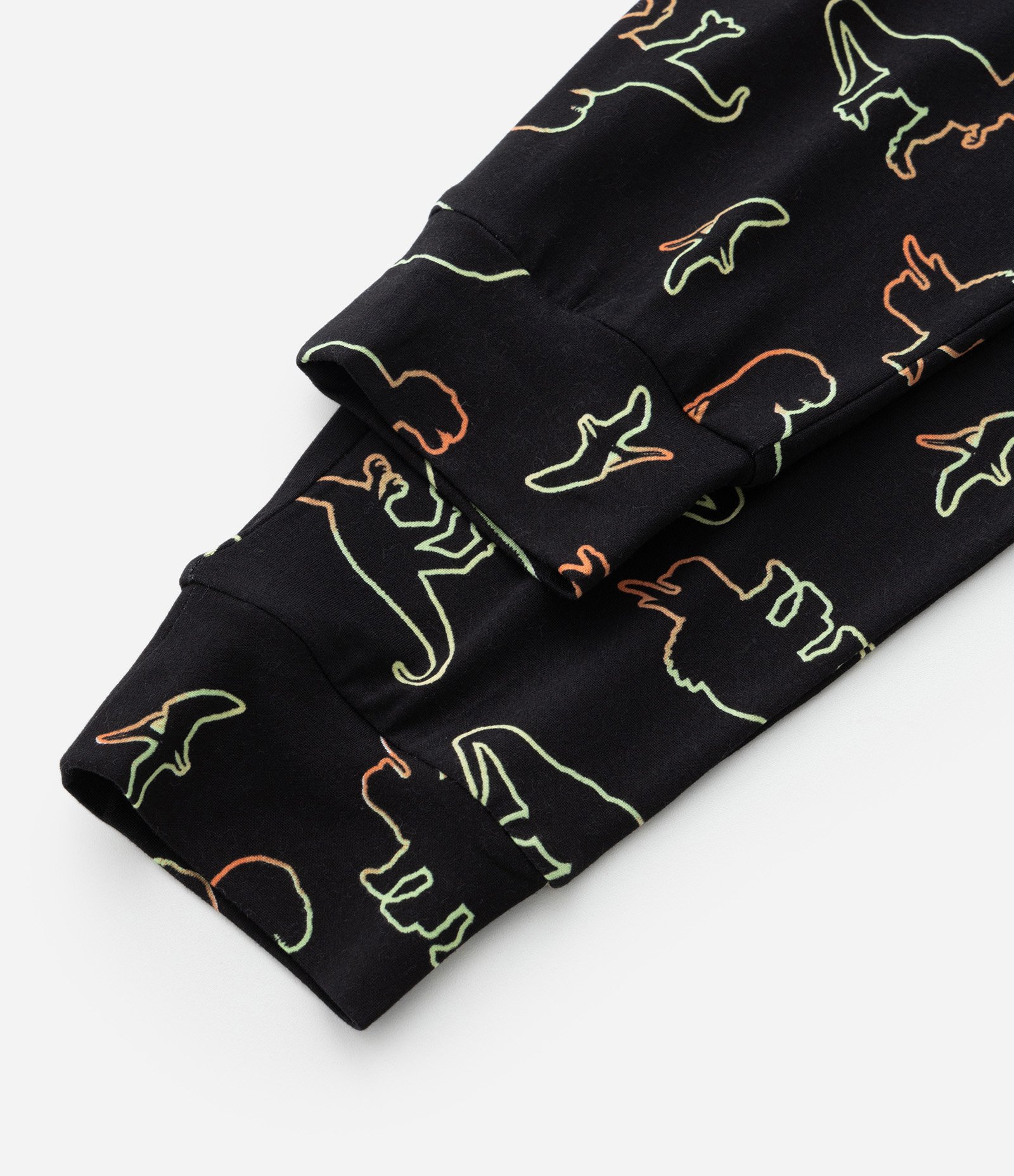 Pijama Infantil com Toque Suave e Estampa de Dinos - Tam 2 a 14 anos Preto 4