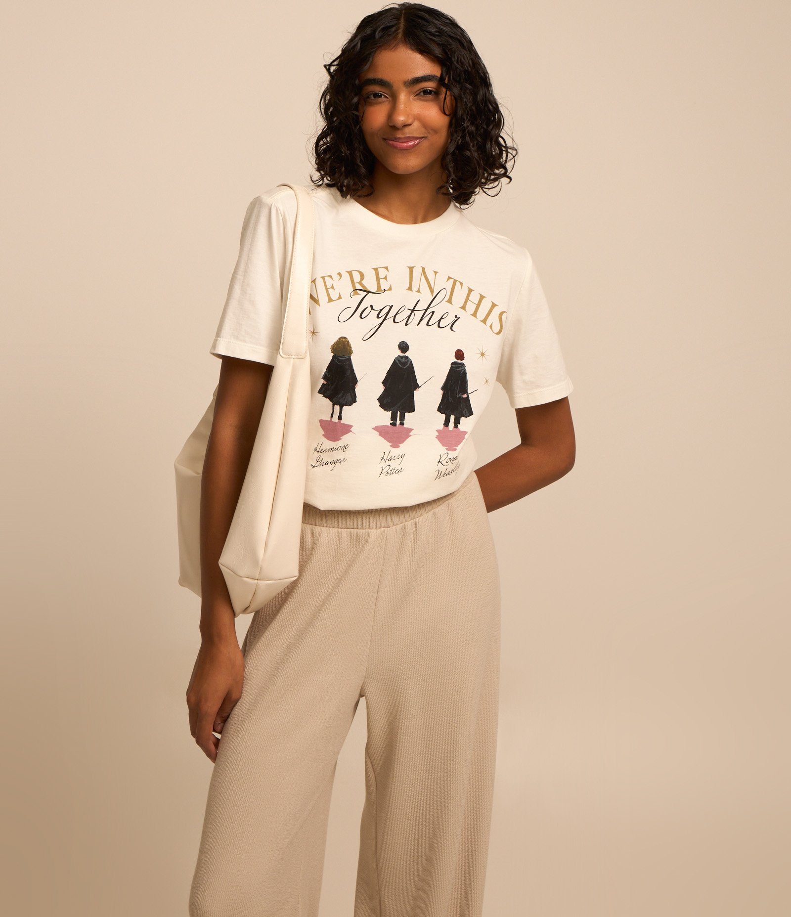 Calça Reta em Ribana Texturizada Bege 2