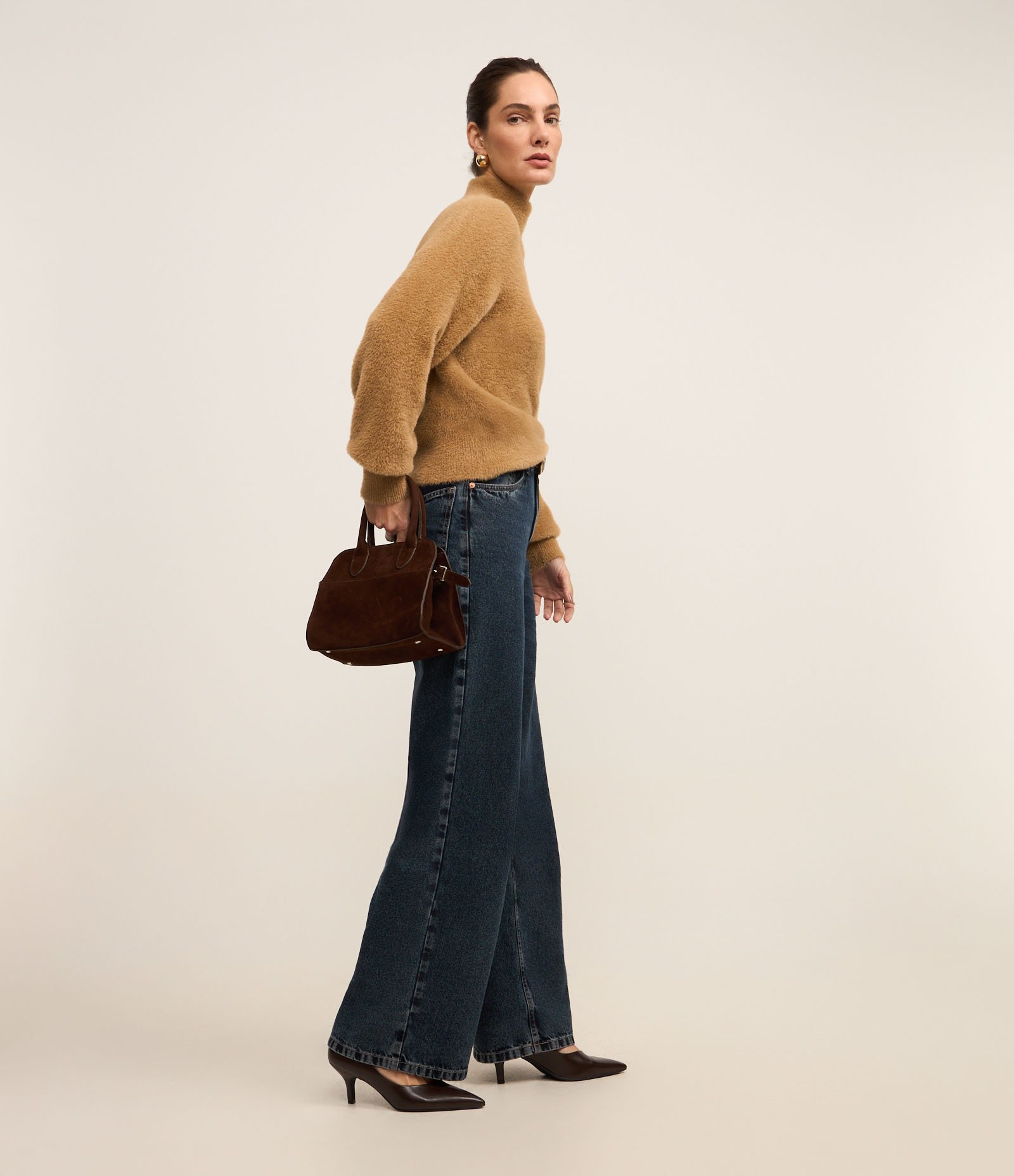 Suéter em Poliamida Peluciada com Gola Alta 4