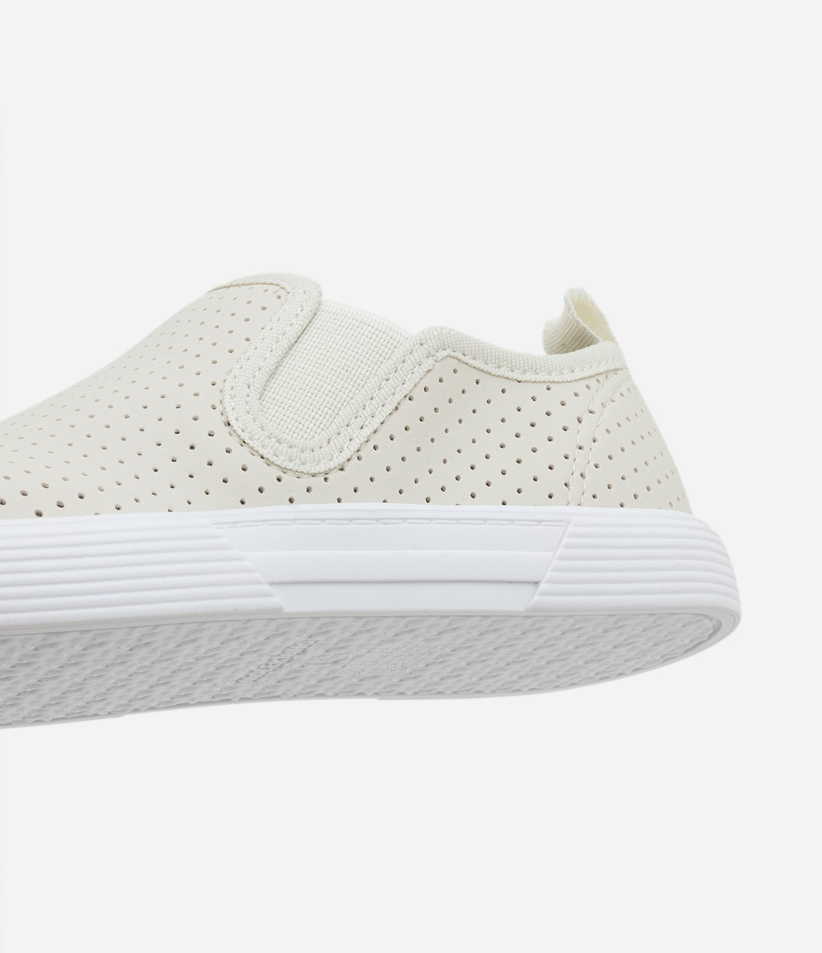 Tênis Slip On Infantil com Textura Furadinha Molekinho - Tam 20 a 26 Off White 4