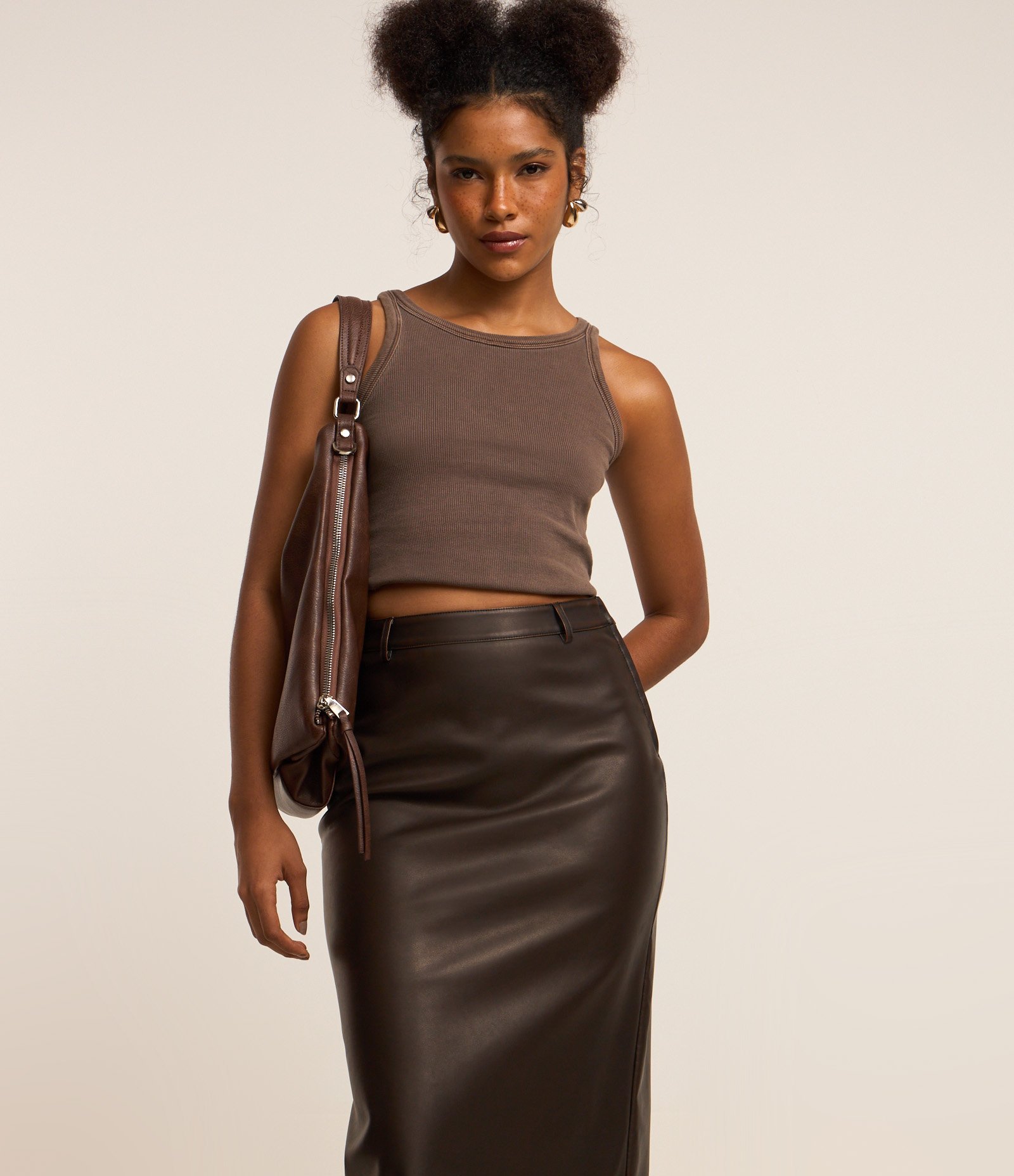 Saia Midi em Pu com Fenda Marrom 2