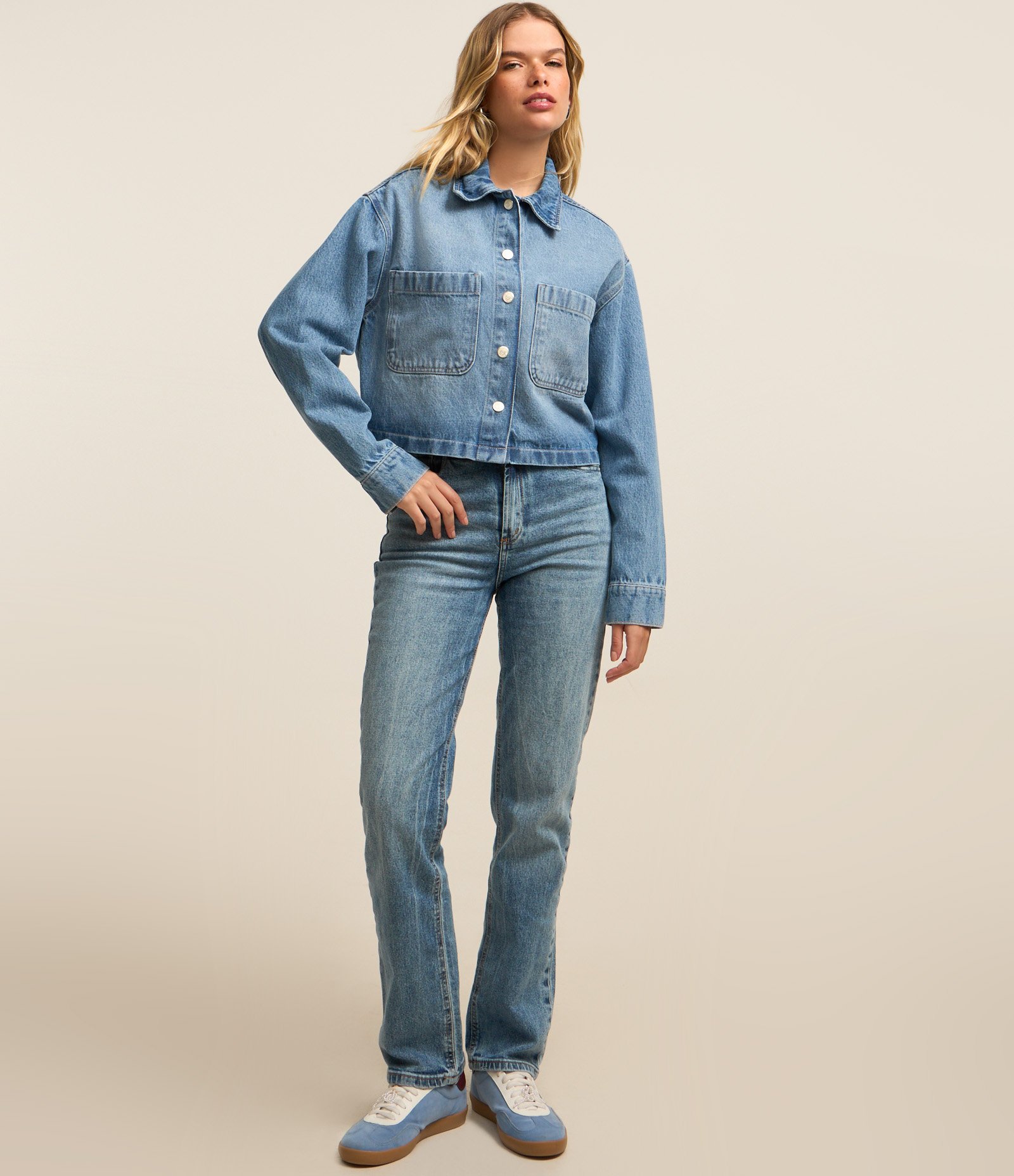 Camisa Overshirt em Jeans com Bolsos Frontais Azul 2