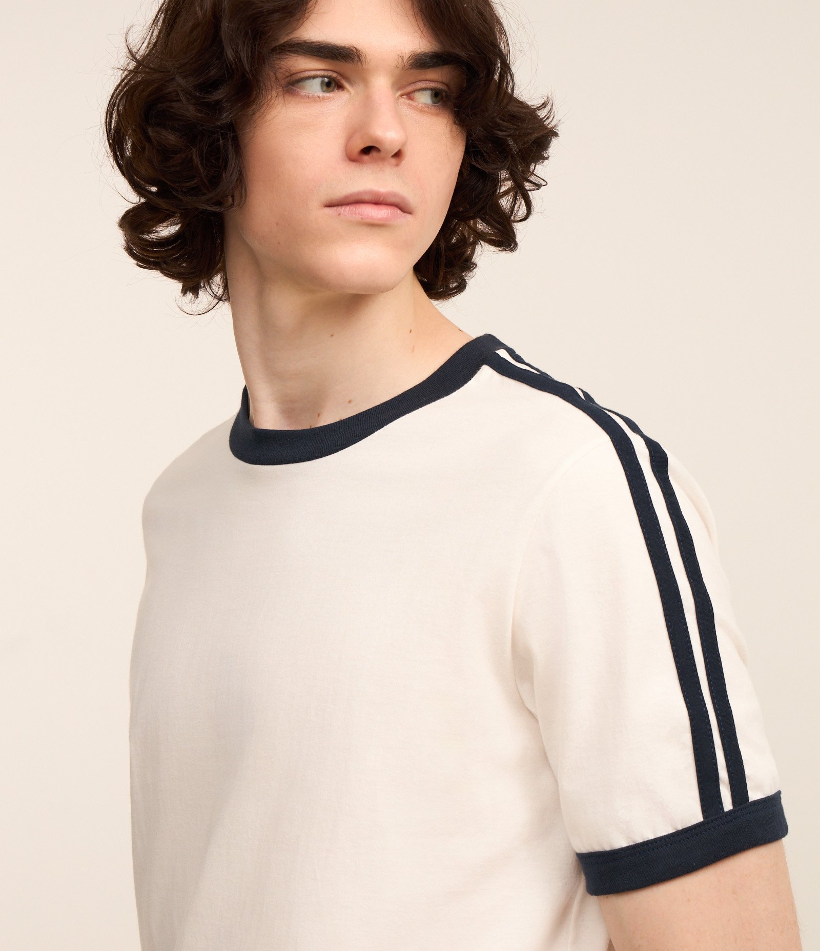 Camiseta Regular em Algodão com Listras nos Ombros 3