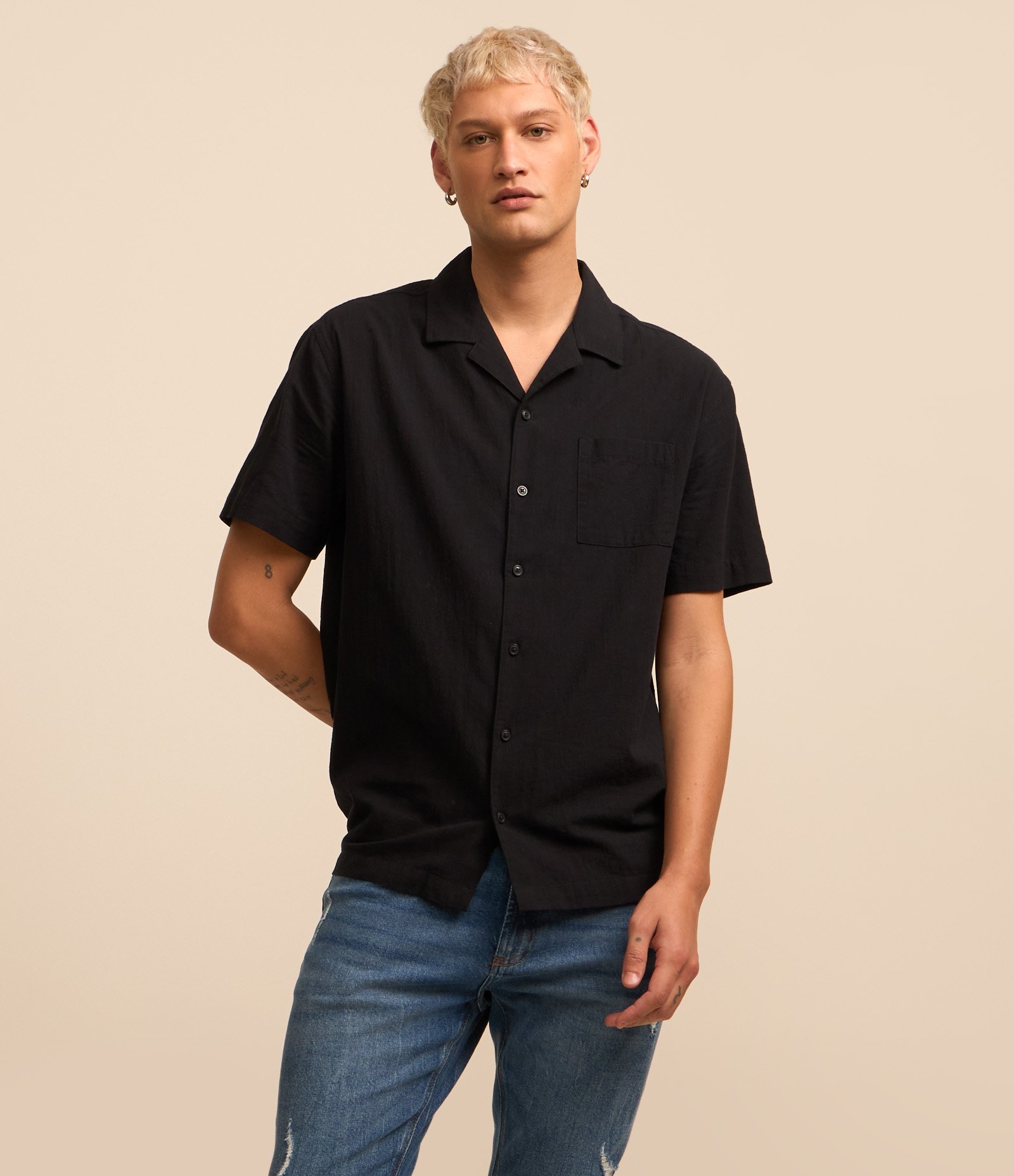 Calça Skinny Cropped em Jeans com Puídos Azul Médio 2