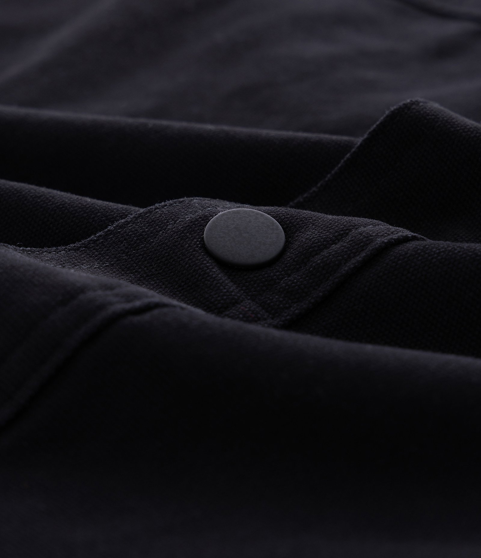 Camisa em Sarja com Botões e Bolsos Preto 7