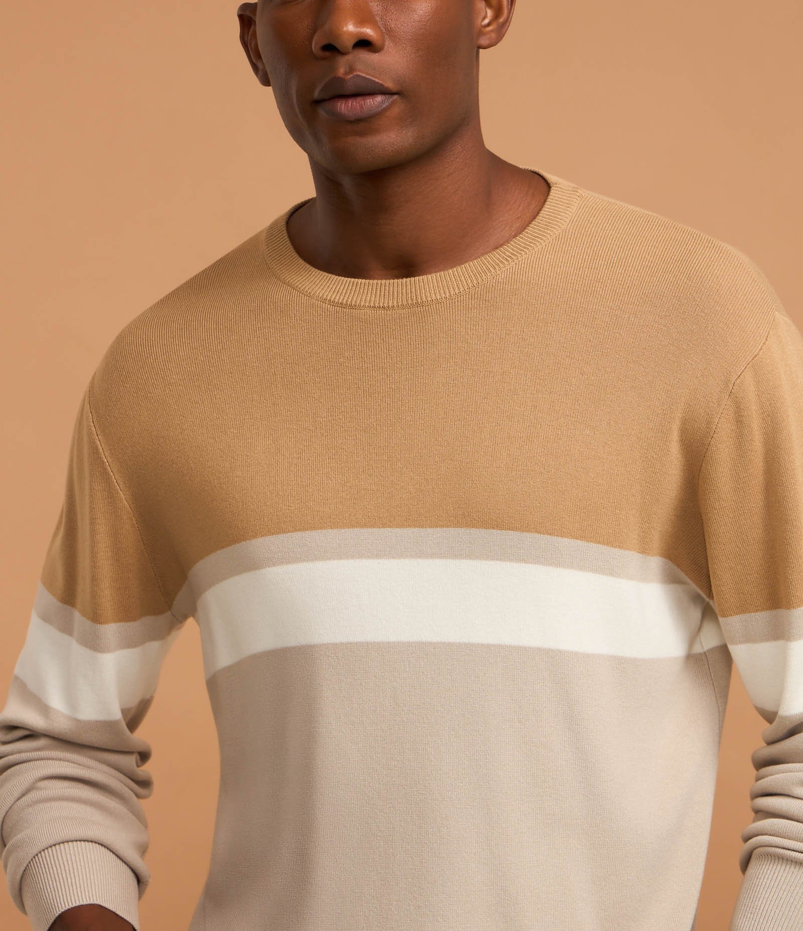 Suéter Regular em Viscose com Bloco de Cores Bege/Branco/Cinza 3