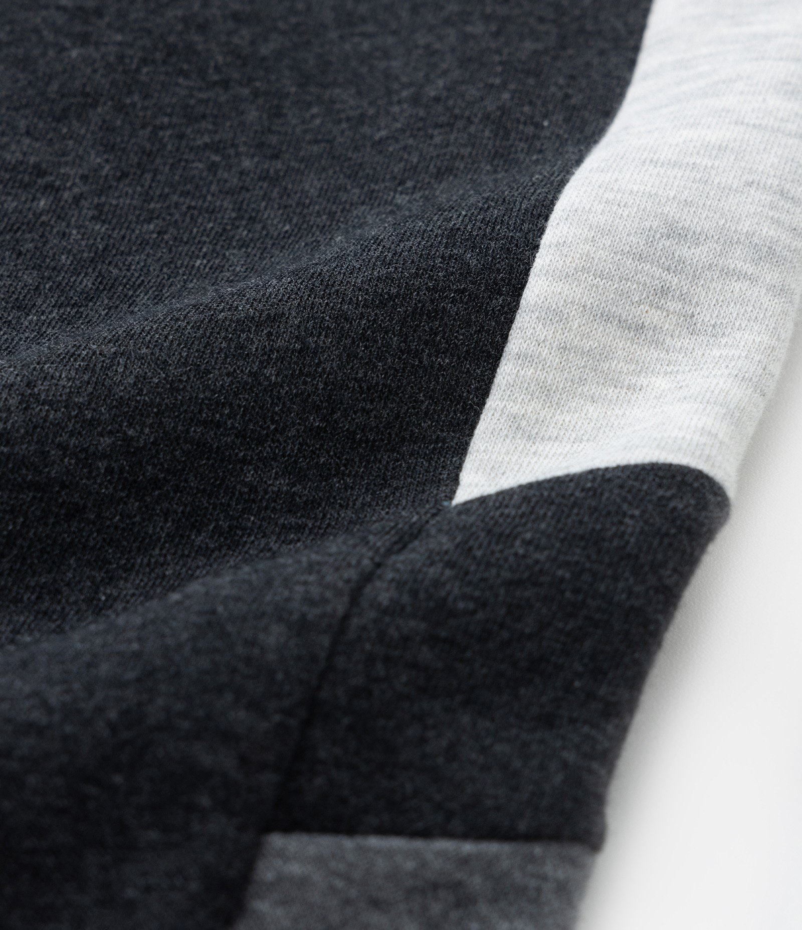 Calça Infantil em Moletom com Recorte Lateral - Tam 5 a 14 Anos Cinza Escuro/Cinza Claro 3