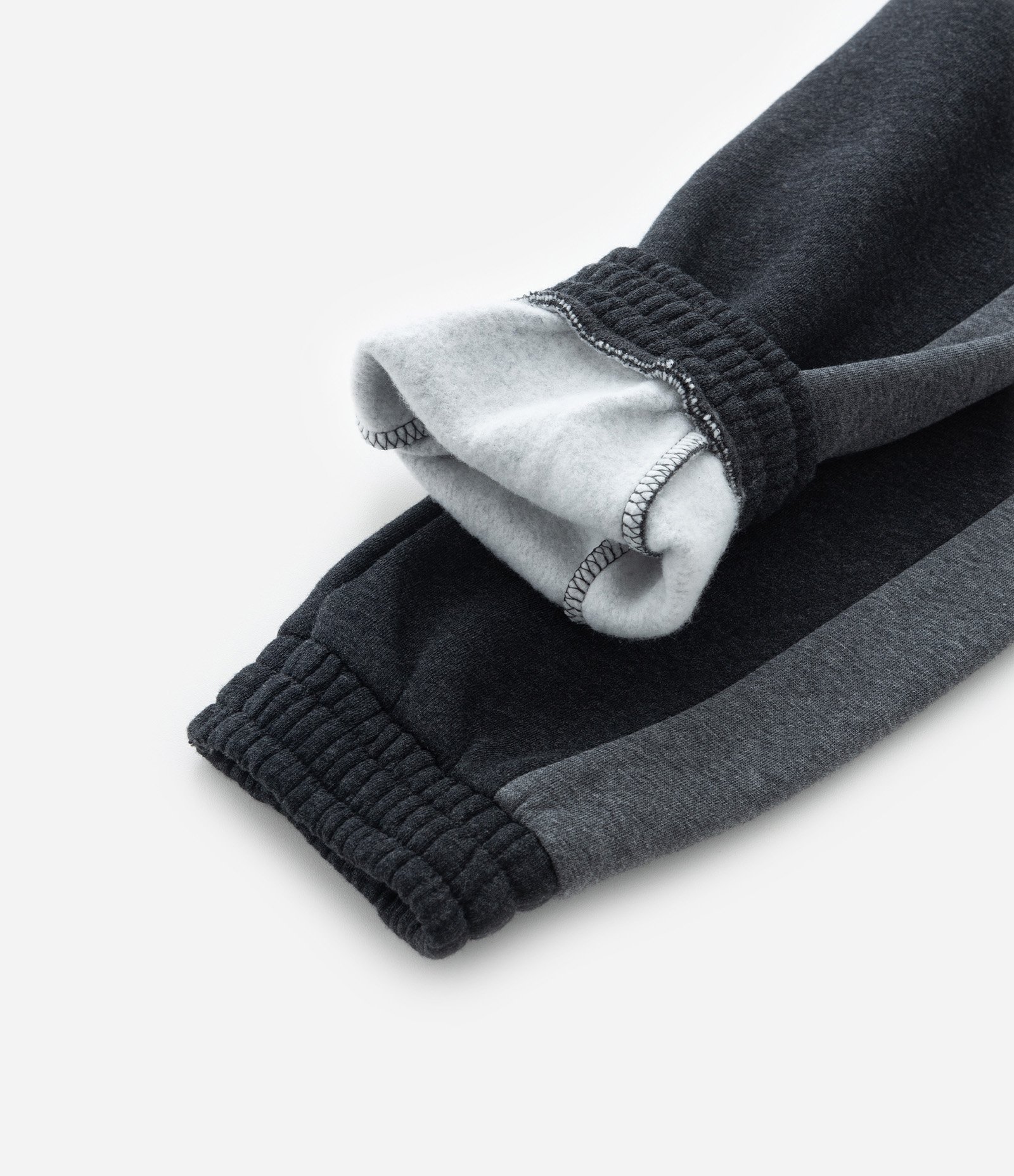 Calça Infantil em Moletom com Recorte Lateral - Tam 5 a 14 Anos Cinza Escuro/Cinza Claro 7