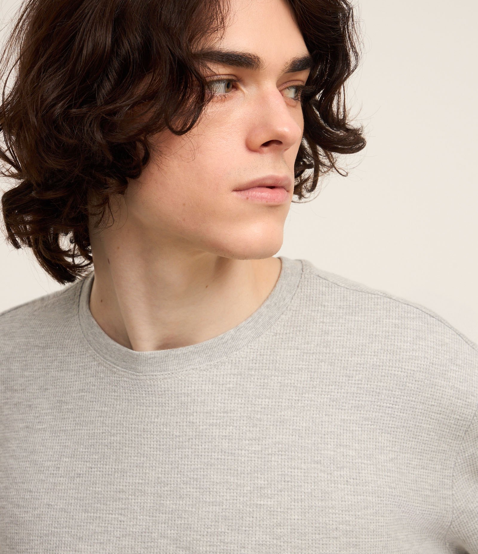 Camiseta Regular em Algodão com Textura Cinza 4