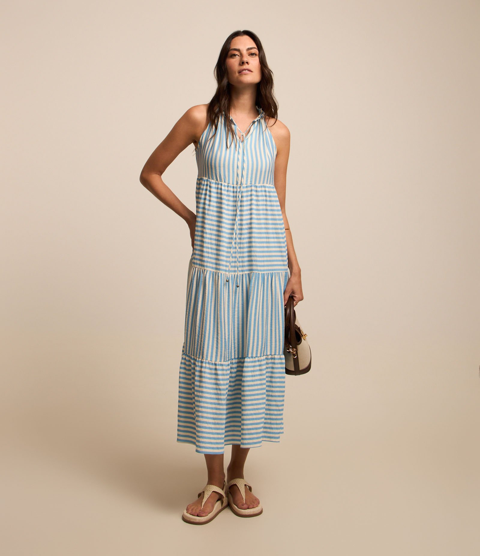 Vestido Evasê New Midi em Viscose Listrada com Barra Franzida Azul/Branco 2