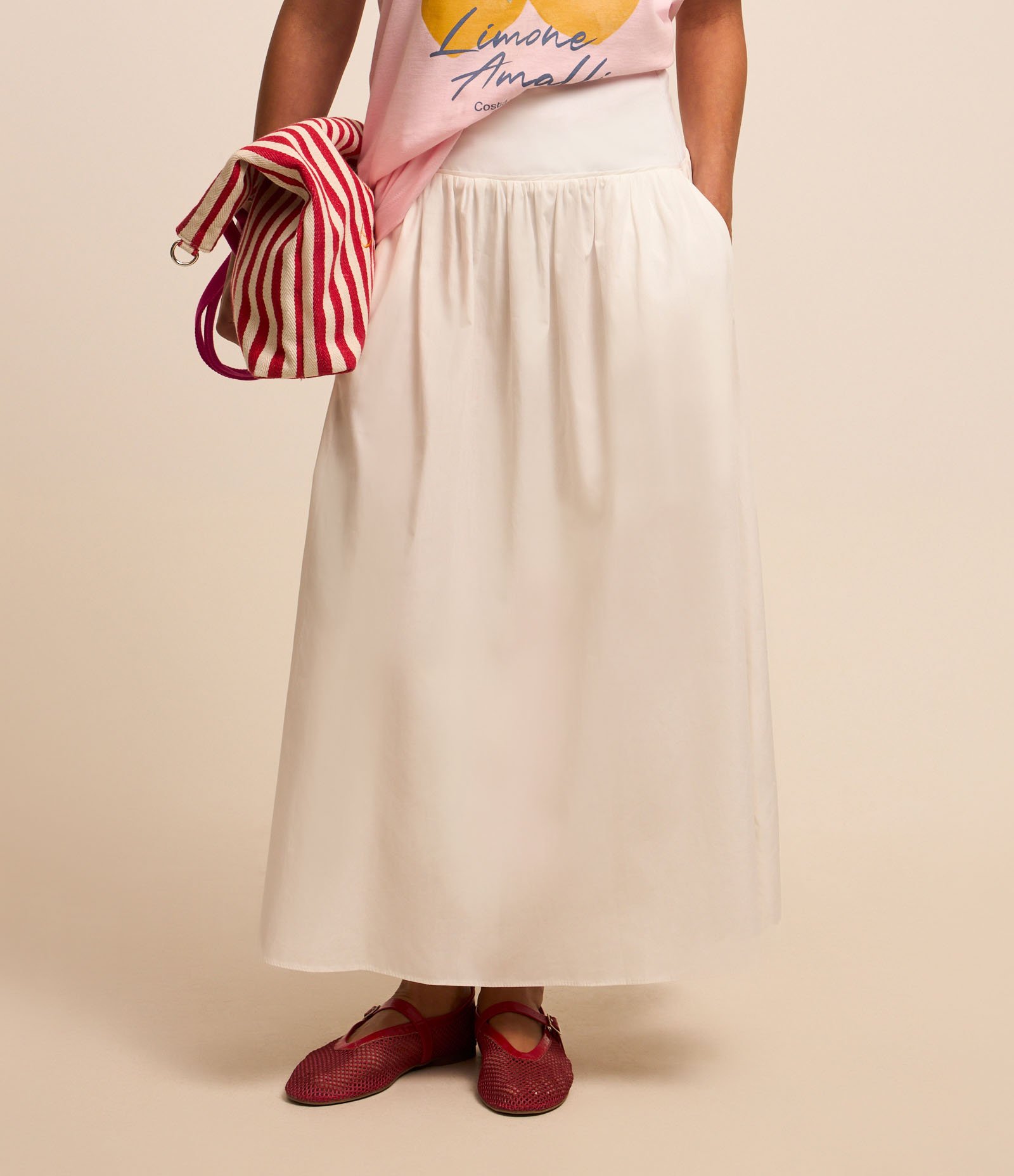 Saia Evasê Midi em Tricoline com Cós Largo e Lastex Branco 3