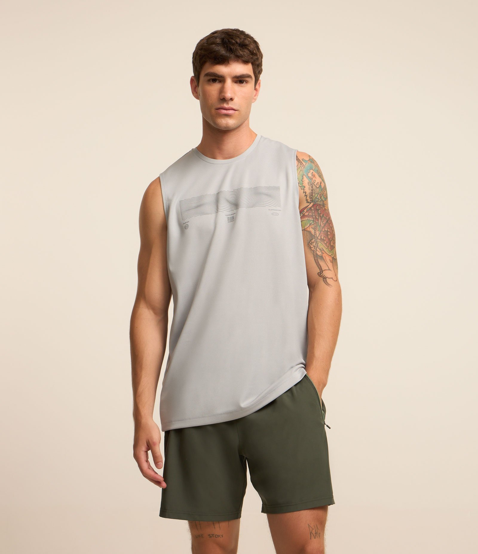 Regata Machão em Tecnologia Dry com Estampa Abstrata Branco 2