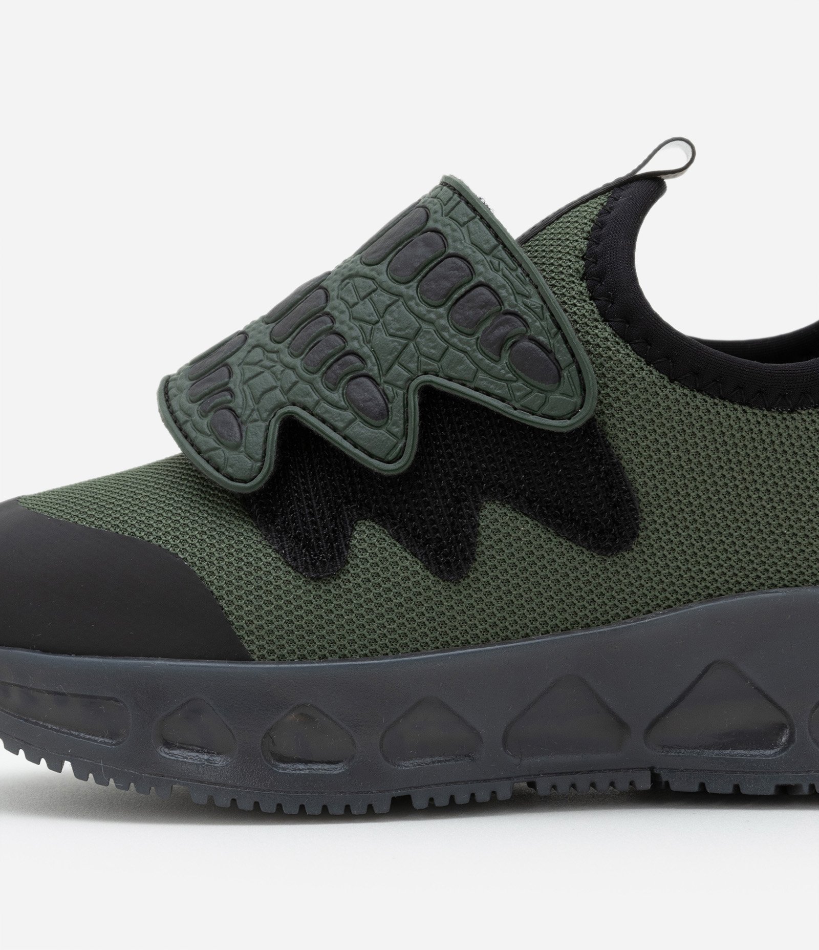 Tênis Infantil Calce Fácil com Sola LED e Estampa Pata de Dino - Tam 20 a 28 Verde 5