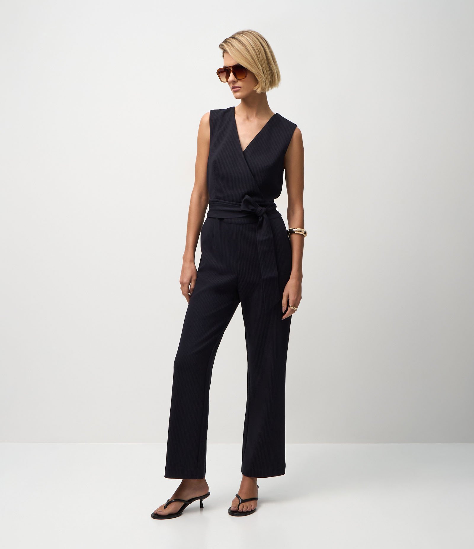 Macacão em Ponto Roma Estampa Risca de Giz Azul 2