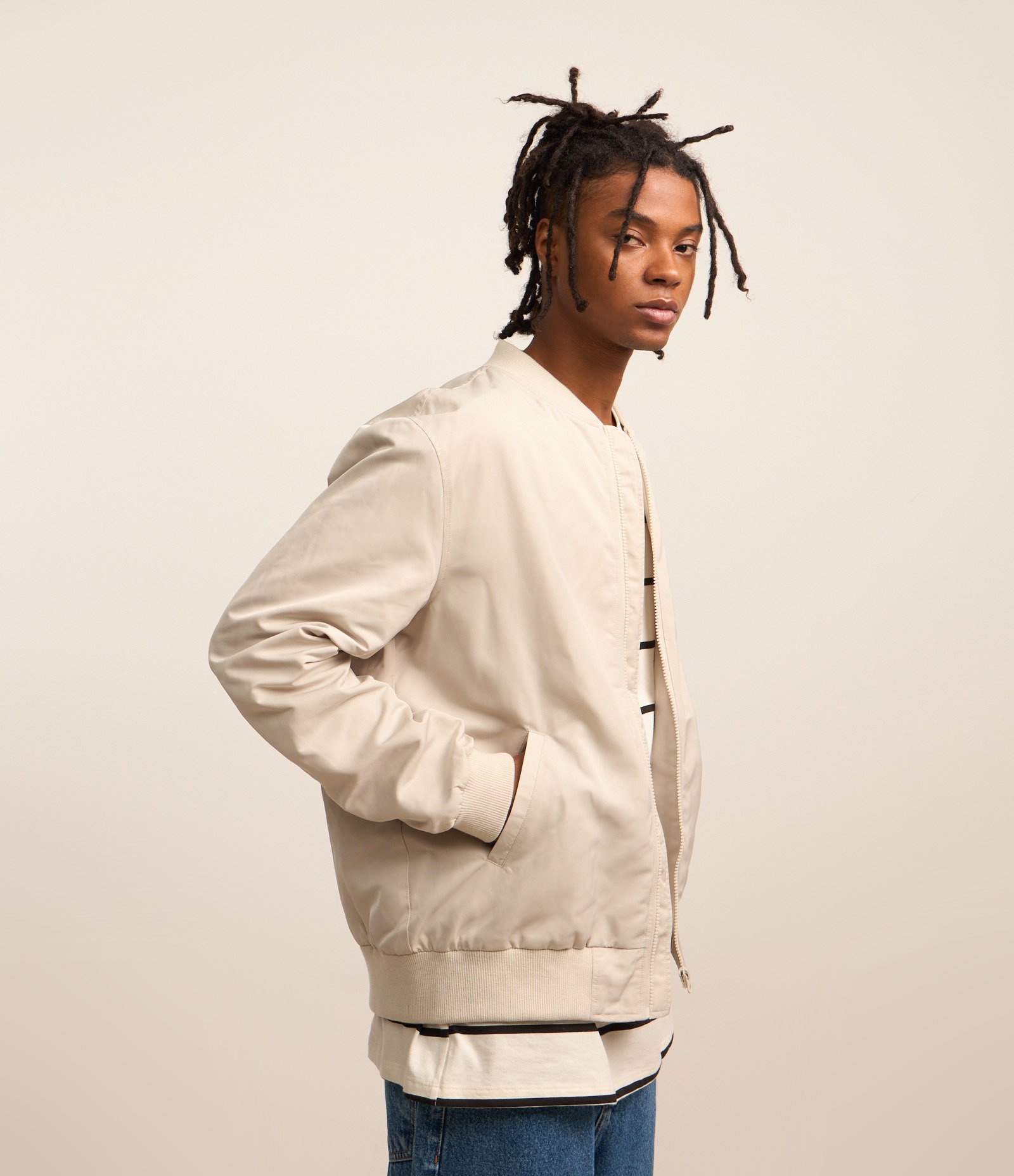 Jaqueta Bomber Aberta com Zíper Branco 1