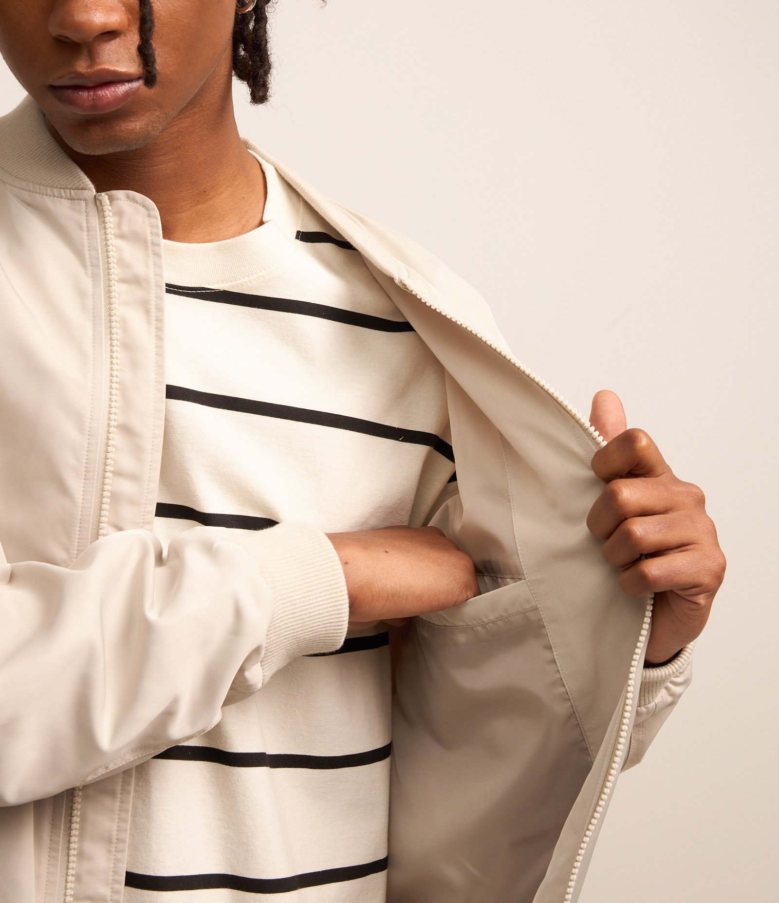 Jaqueta Bomber Aberta com Zíper Branco 4