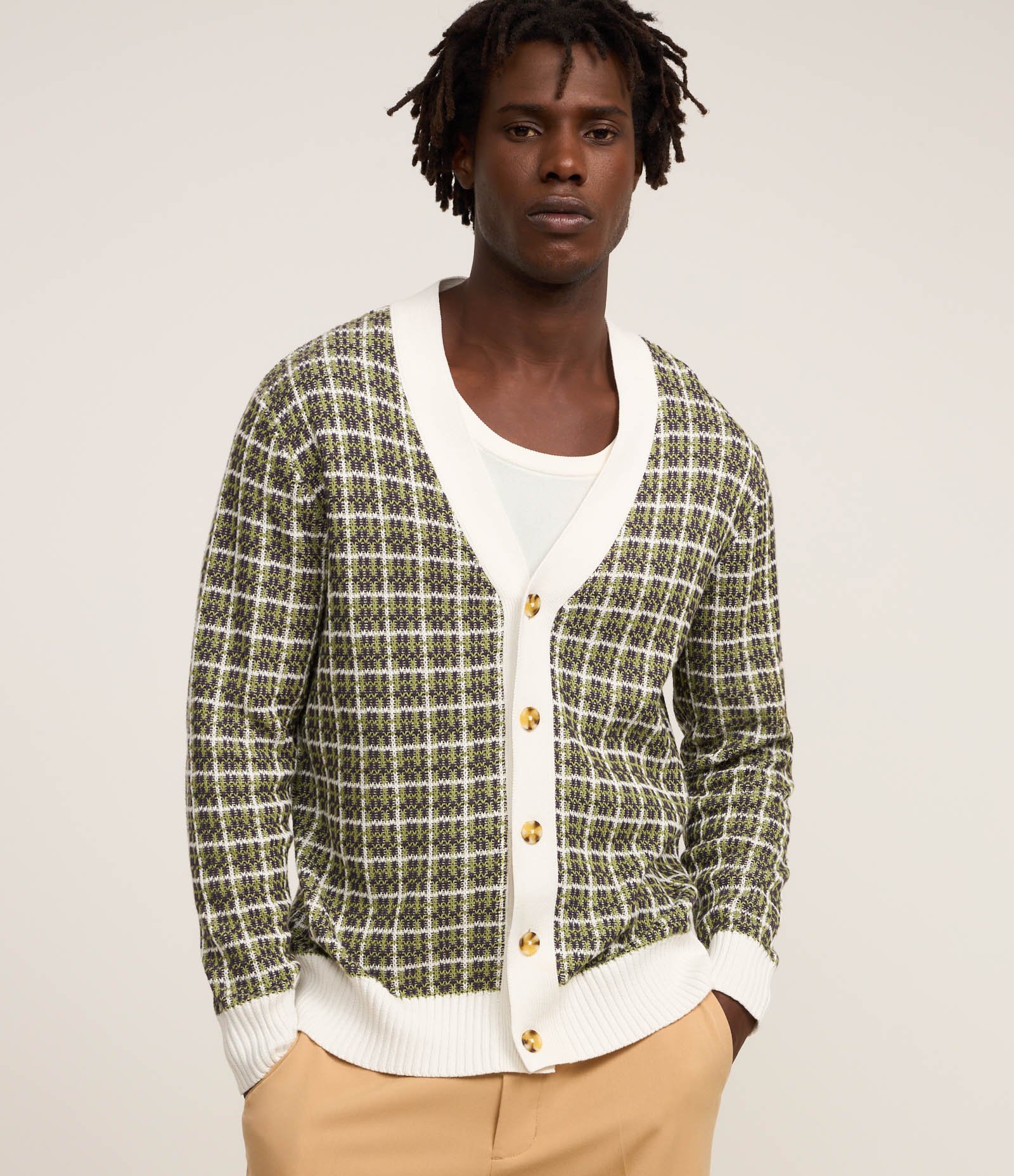 Cardigan Comfort em Tricô com Textura Verde/Bege/Branco 1