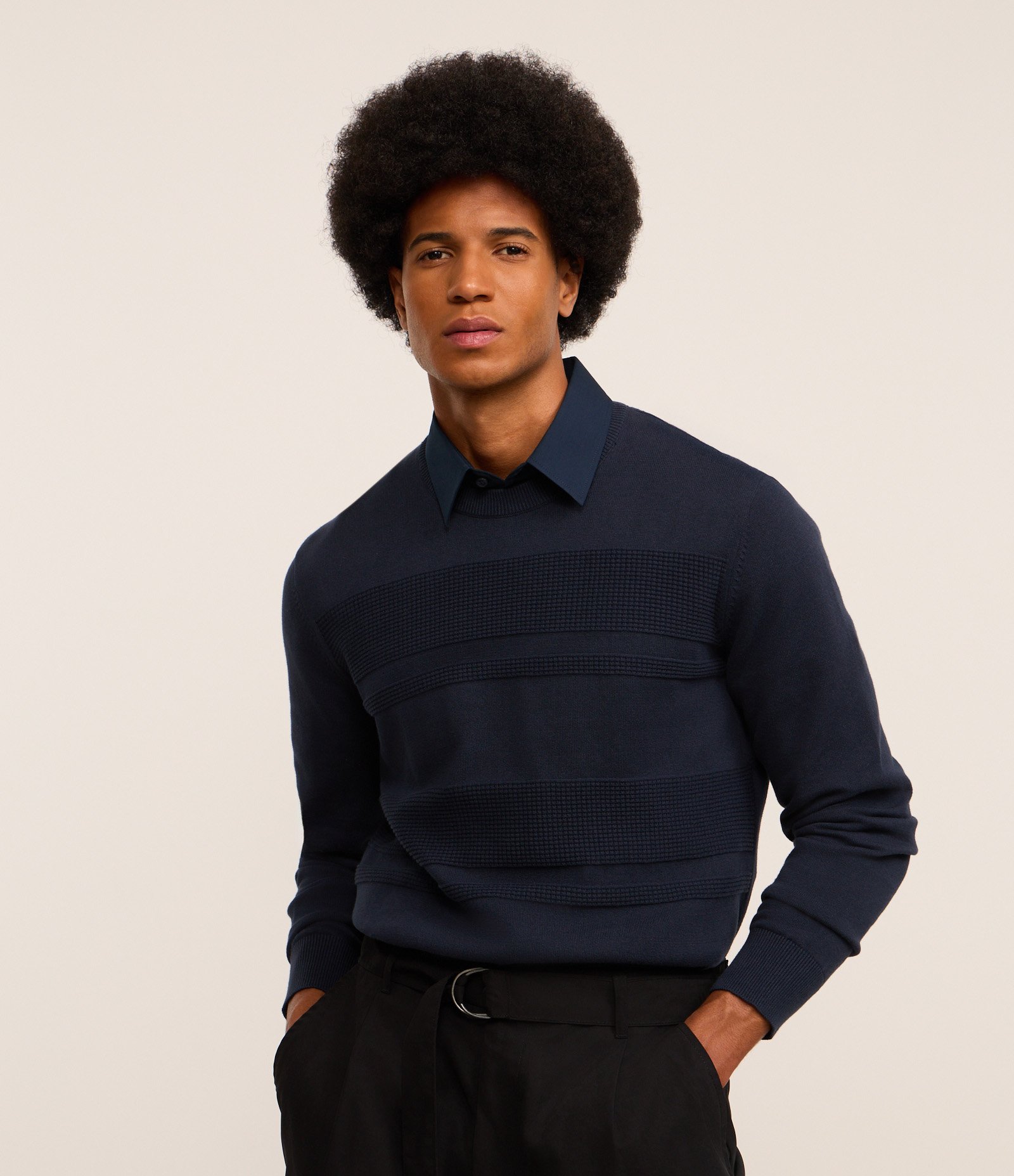 Suéter em Tricô com Textura em Listras Azul Marinho 1