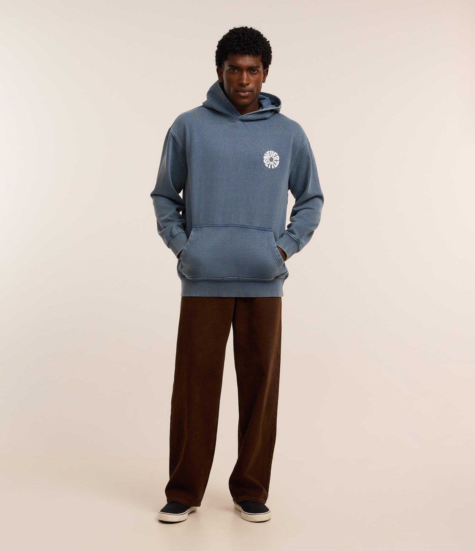 Casaco Relaxed em Moletom com Felpa com Capuz e Estampa Lettering Never Settle Azul 2