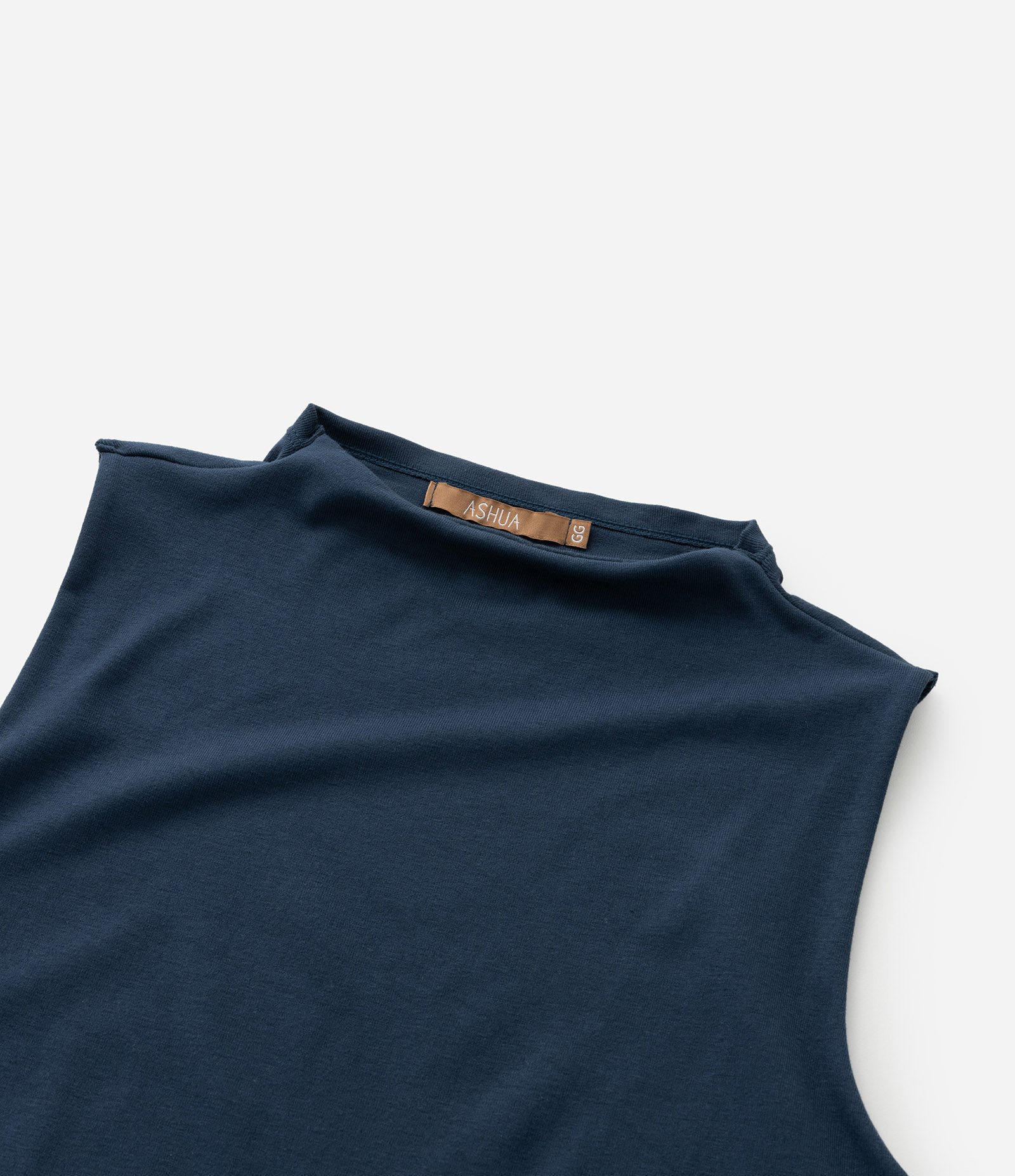 Blusa Regata em Viscose com Golinha Boba Curve & Plus Size Azul Escuro 8