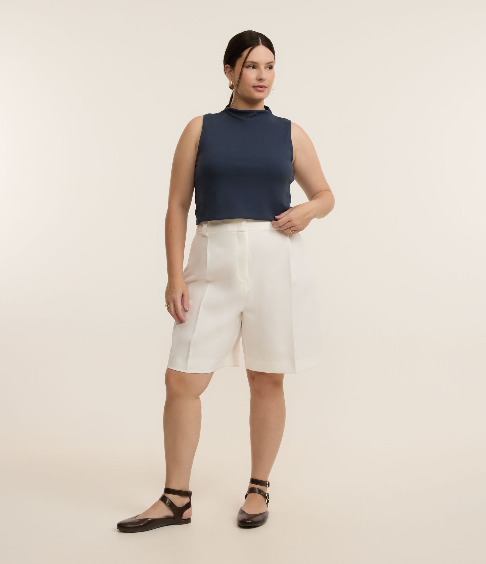 Blusa Regata em Viscose com Golinha Boba Curve & Plus Size Azul Escuro 3