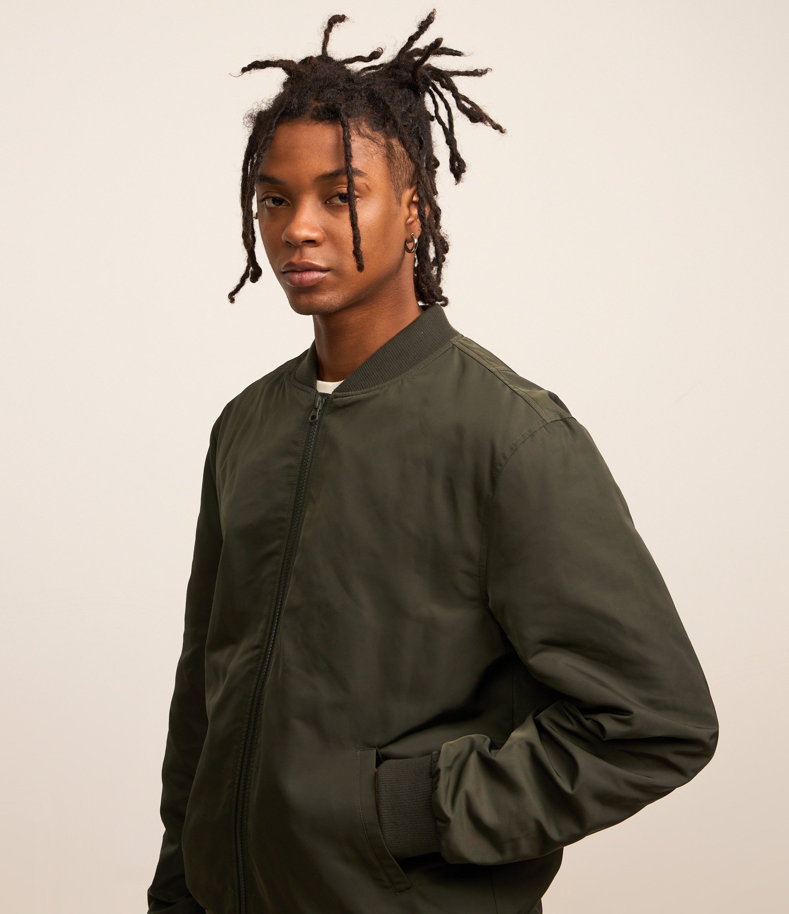 Jaqueta Bomber Aberta com Zíper Verde 3