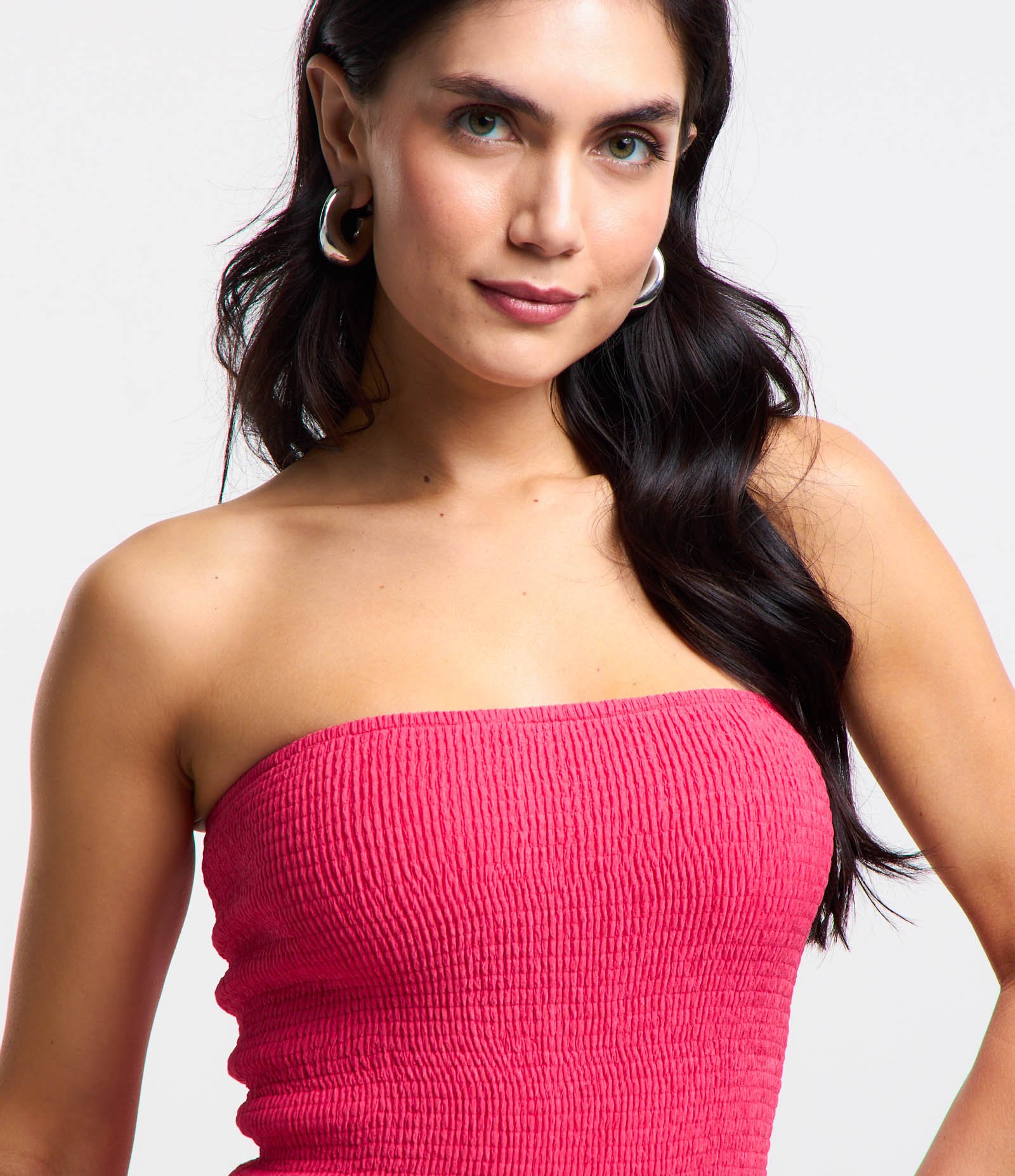 Vestido Tomara que Caia em Malha Texturizada com Babado na Saia Rosa 3