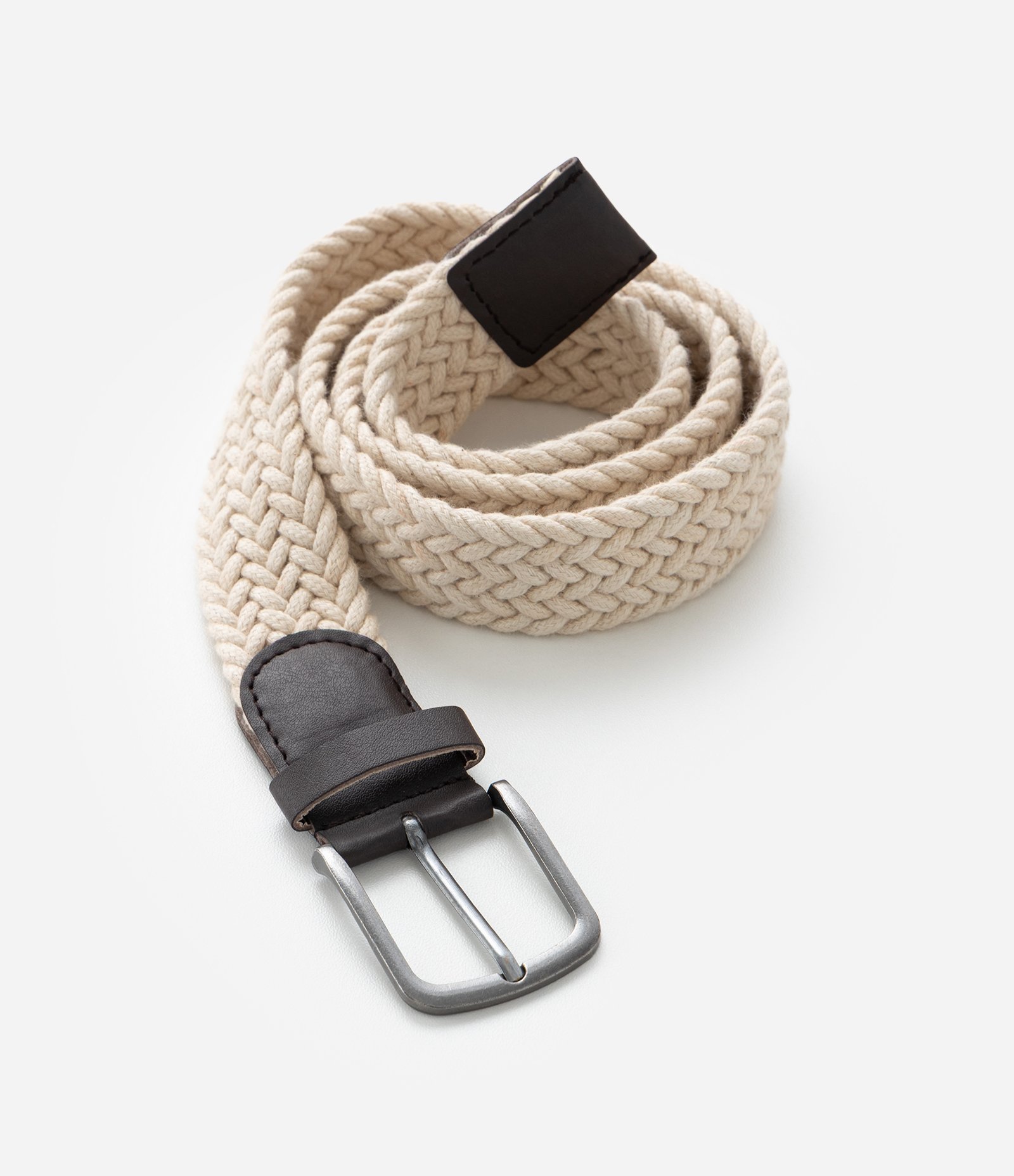 Bermuda Infantil com Cinto Trançado - Tam 05 a 14 Anos Bege 5