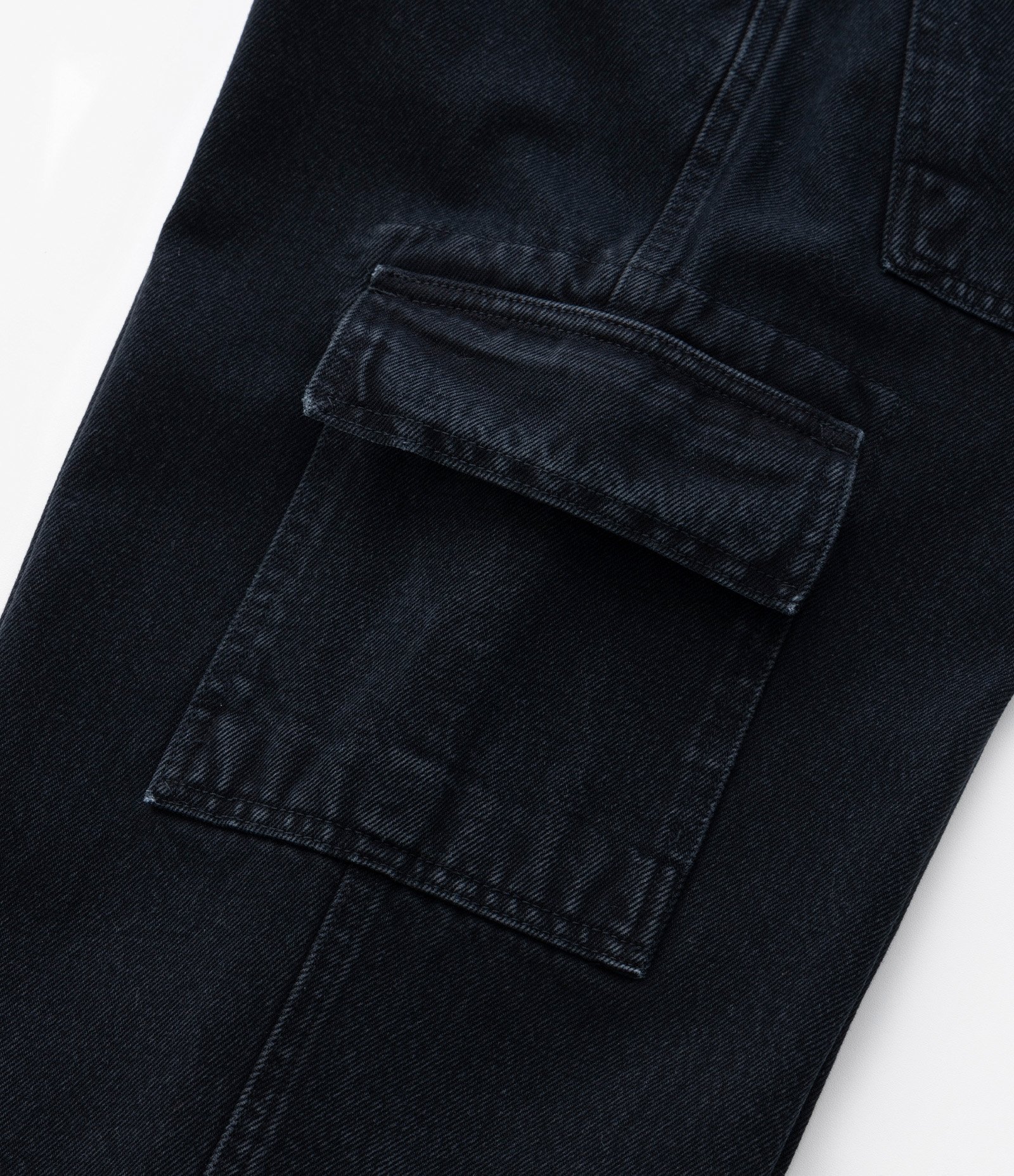 Calça Baggy Infantil em Jeans com Bolsos Cargo - Tam 5 a 14 Anos Preto 4