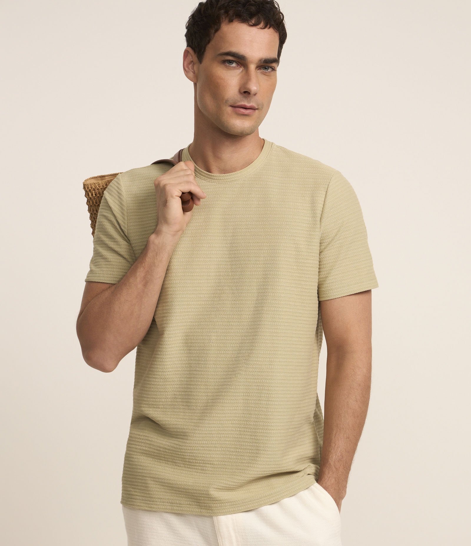 Camiseta Regular em Algodão com Textura Verde 1