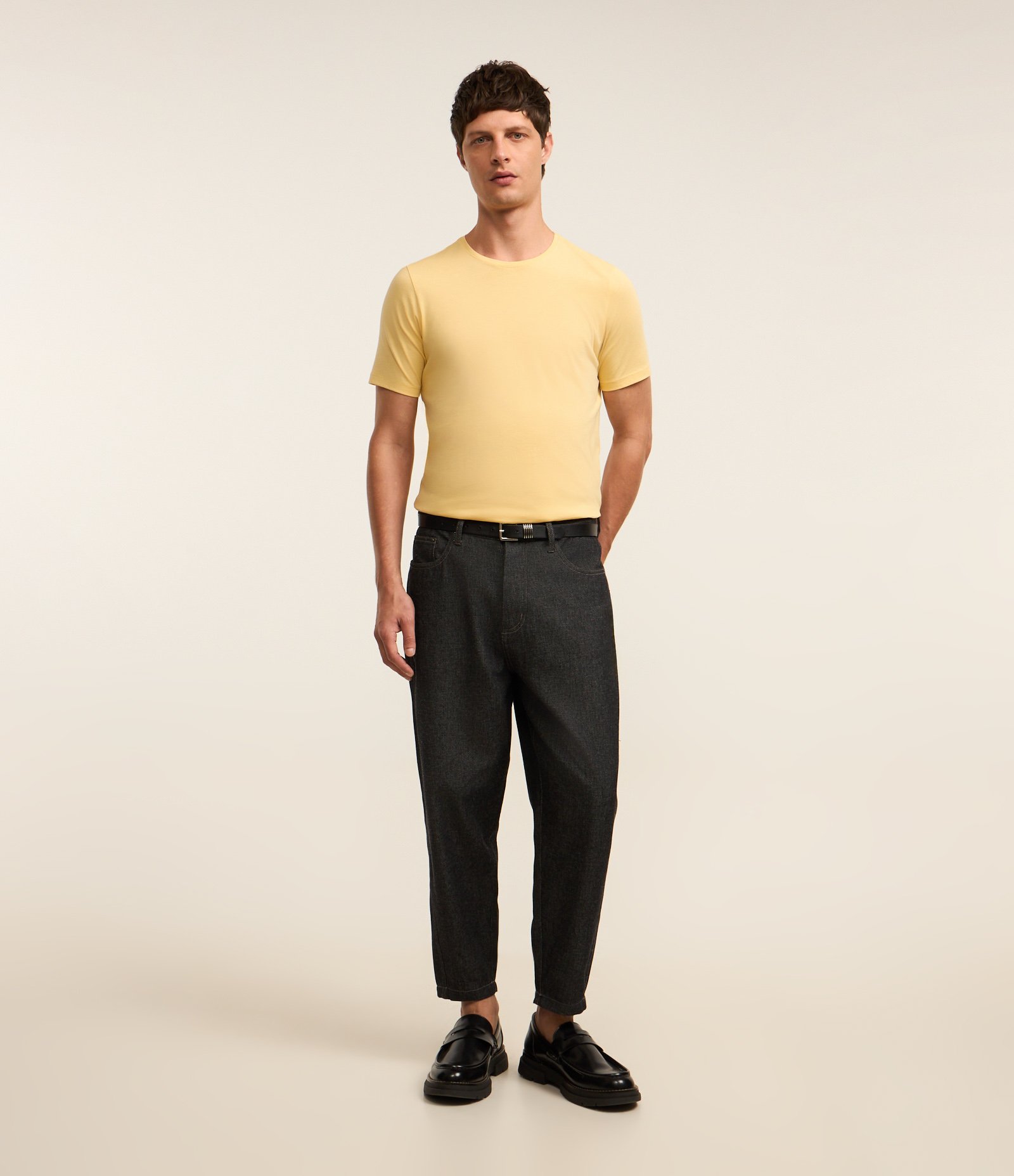 Camiseta Slim Básica em Algodão Peruano com Gola Redonda 2