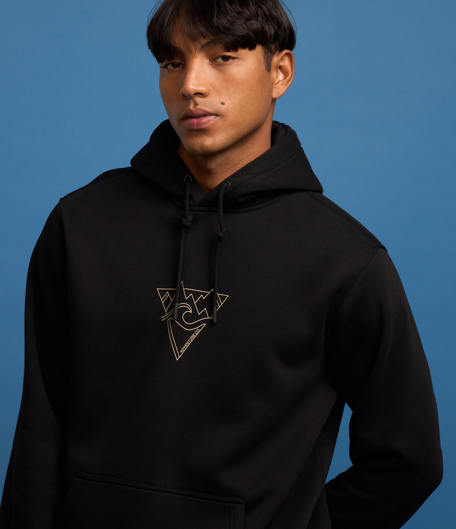 Blusão Comfort em Moletom com Estampa de Triângulo Preto 4