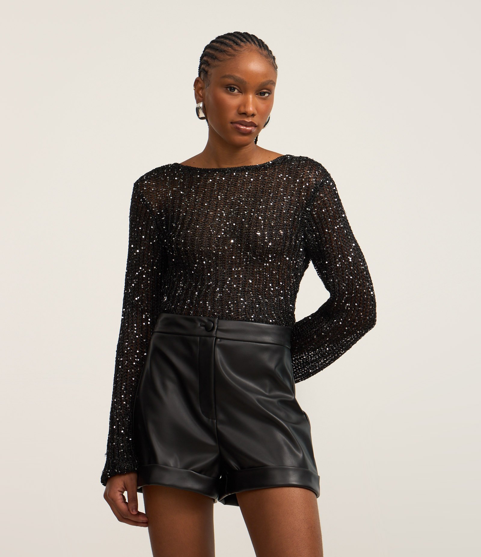 Blusa Cropped em Tricô com Paetês e Costas Abertas Preto 1