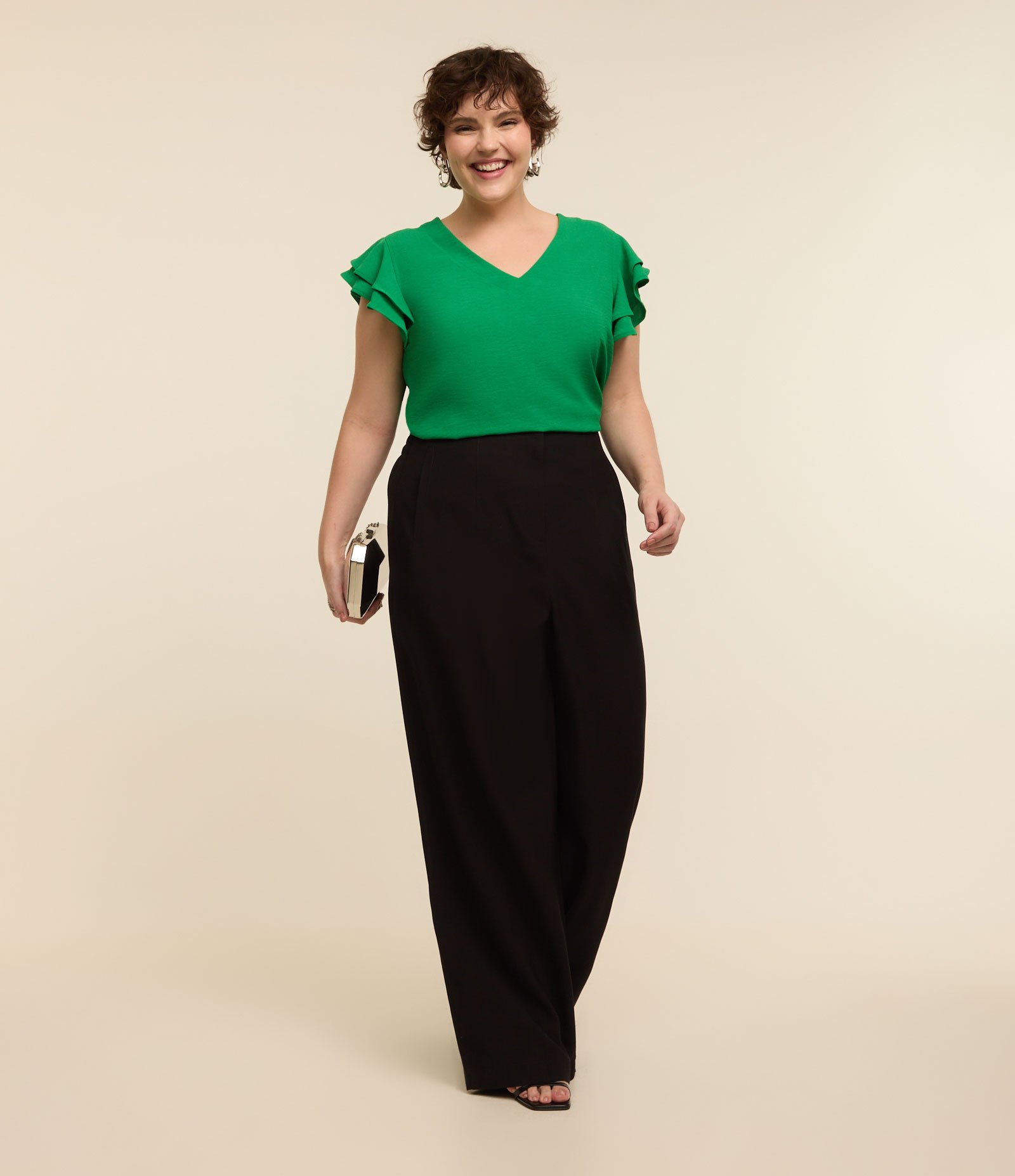 Blusa em Crepe com Babado Duplo no Ombro Curve & Plus Size Verde 2