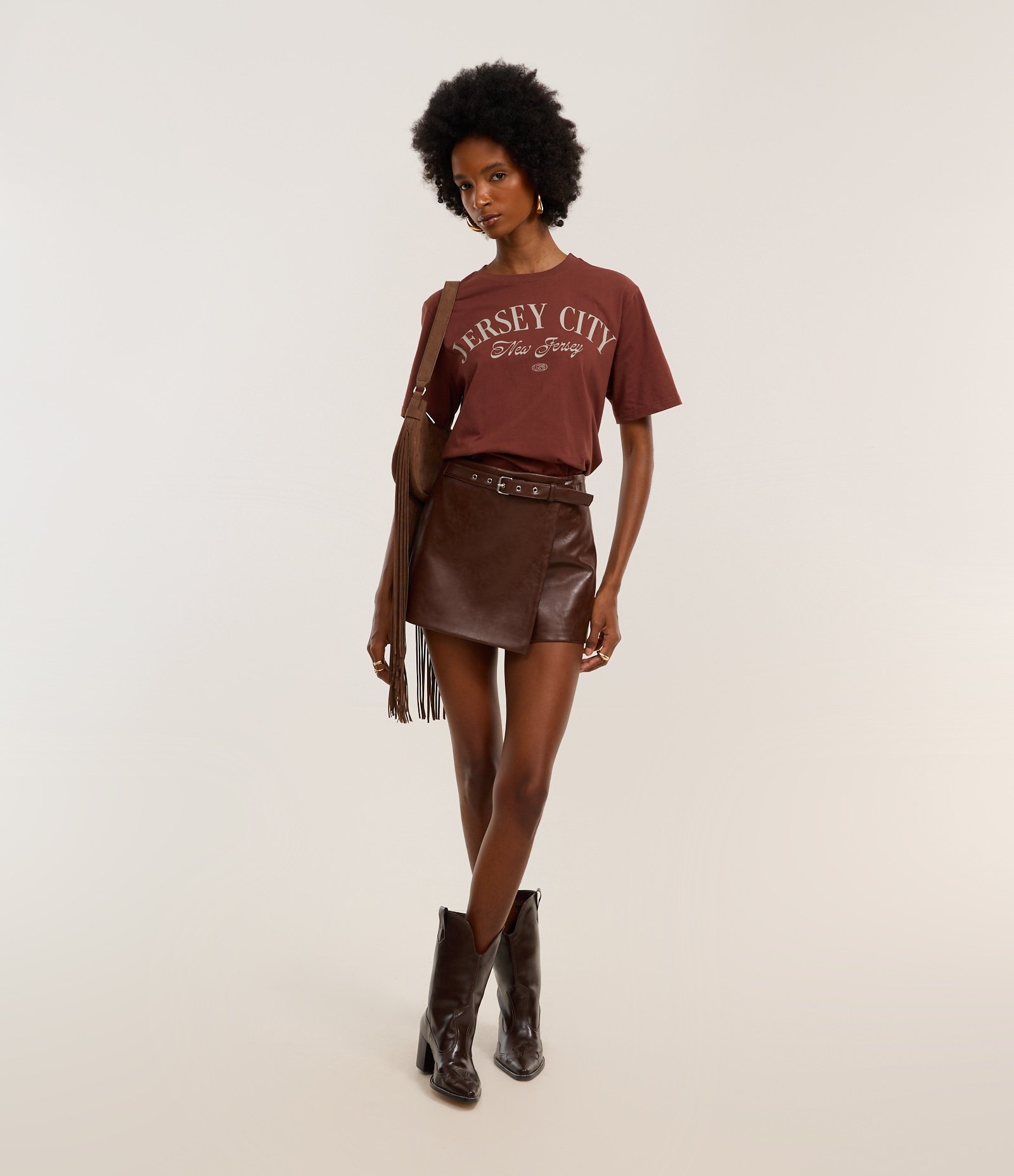 Short Saia em PU com Cinto Marrom 1
