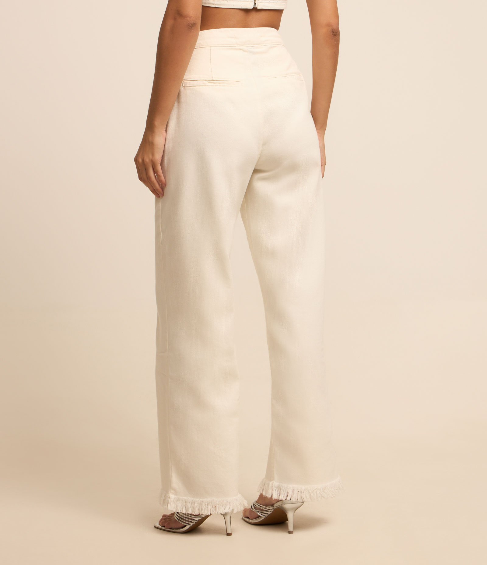 Calça Reta Alfaiatada em com Barra Desfeita com Franjas Off White 3