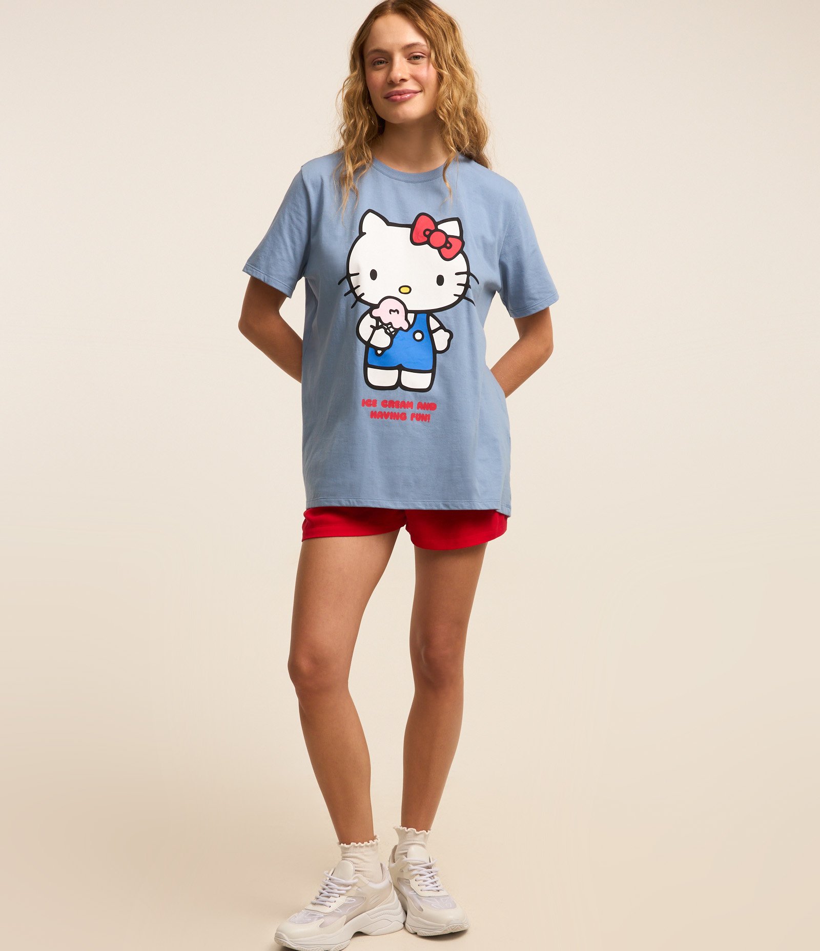 Camiseta Alongada em Algodão com Estampa Hello Kitty Azul 2