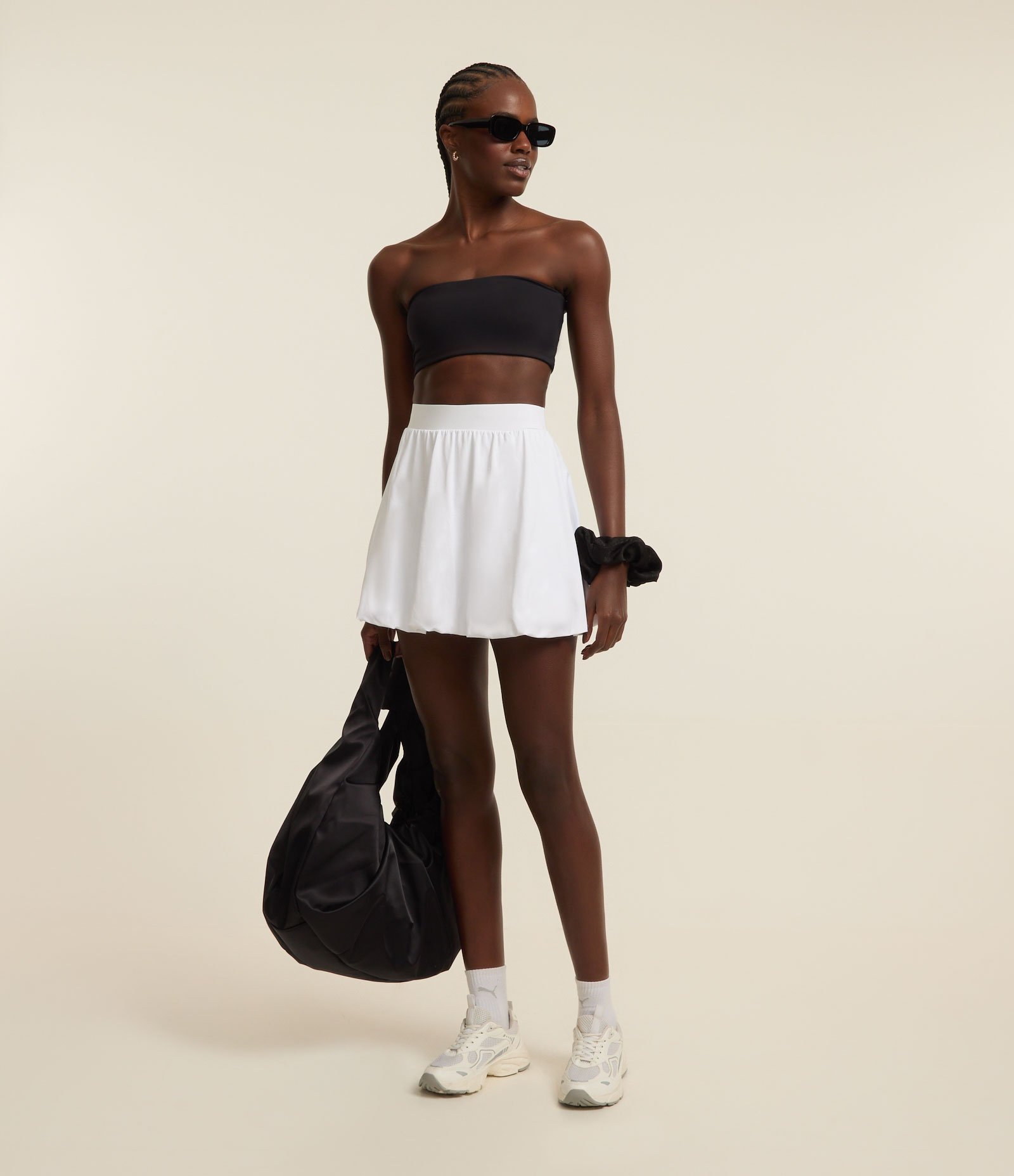 Top Faixa Sem Bojo Em Microfibra E Textura Canelada Preto 2