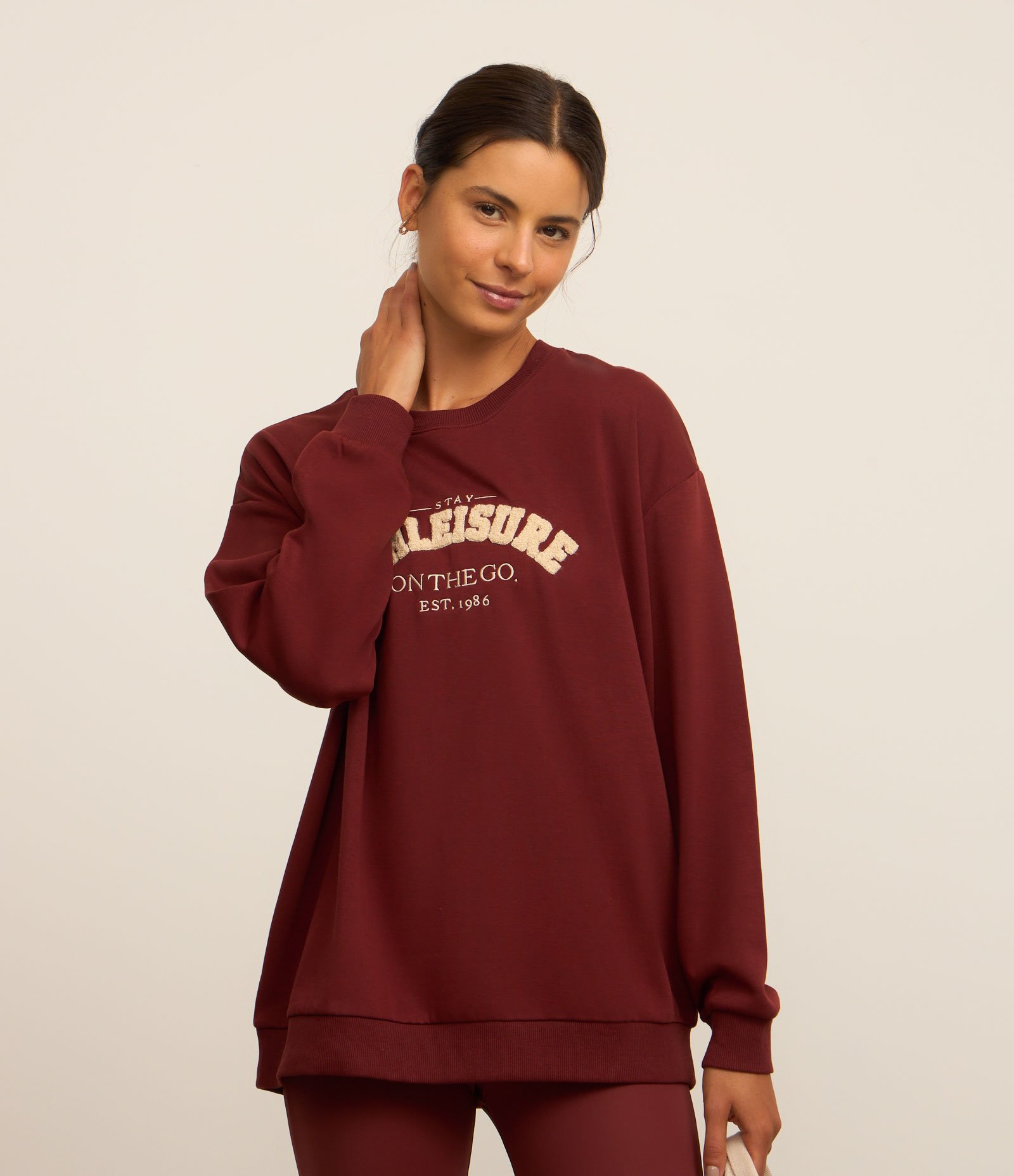 Casaco Fechado Esportivo em Moletom com Bordado Athleisure Vermelho 2