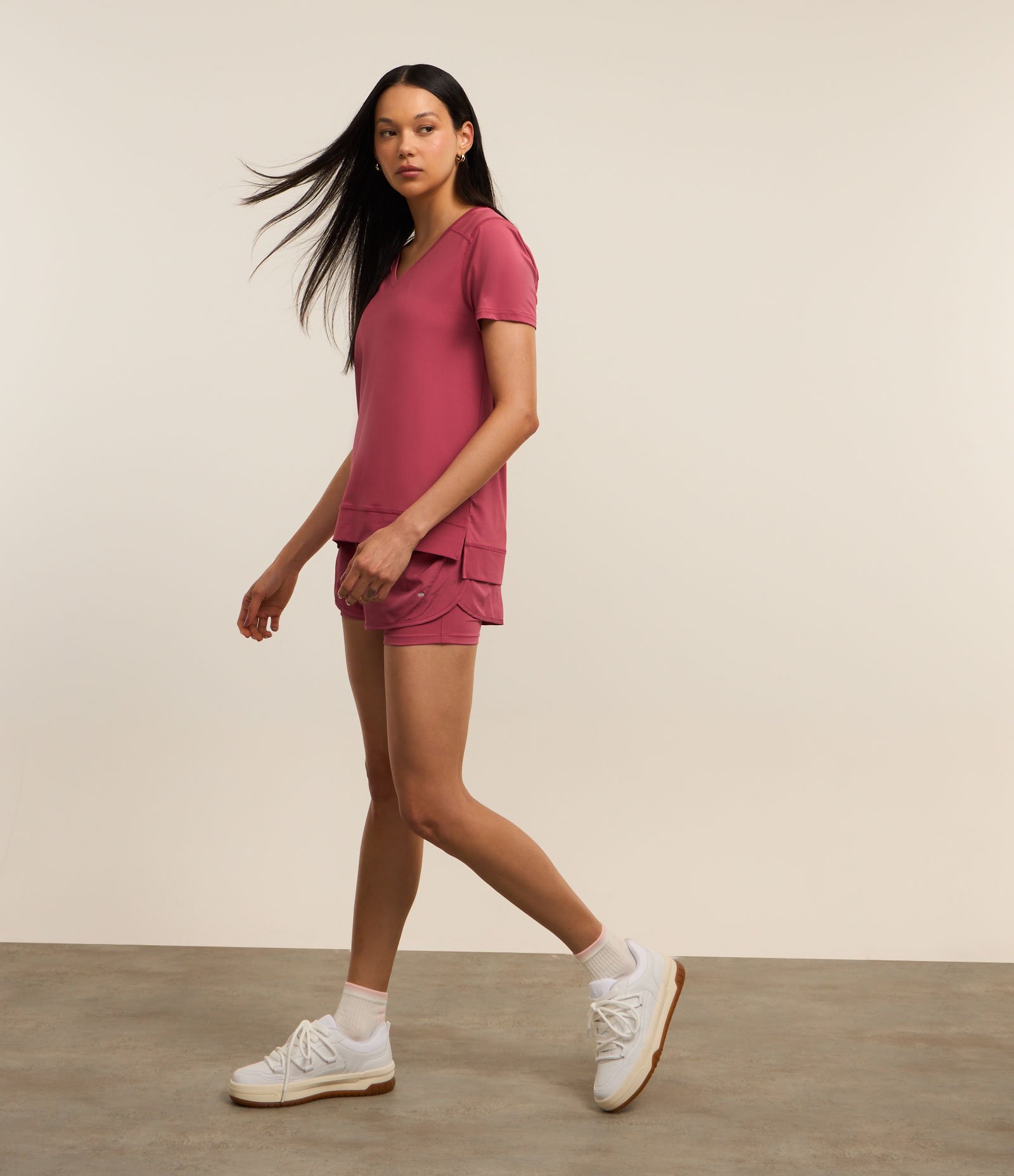 Bermuda Runner Esportiva em Microfibra com Bolso Funcional Rose 1