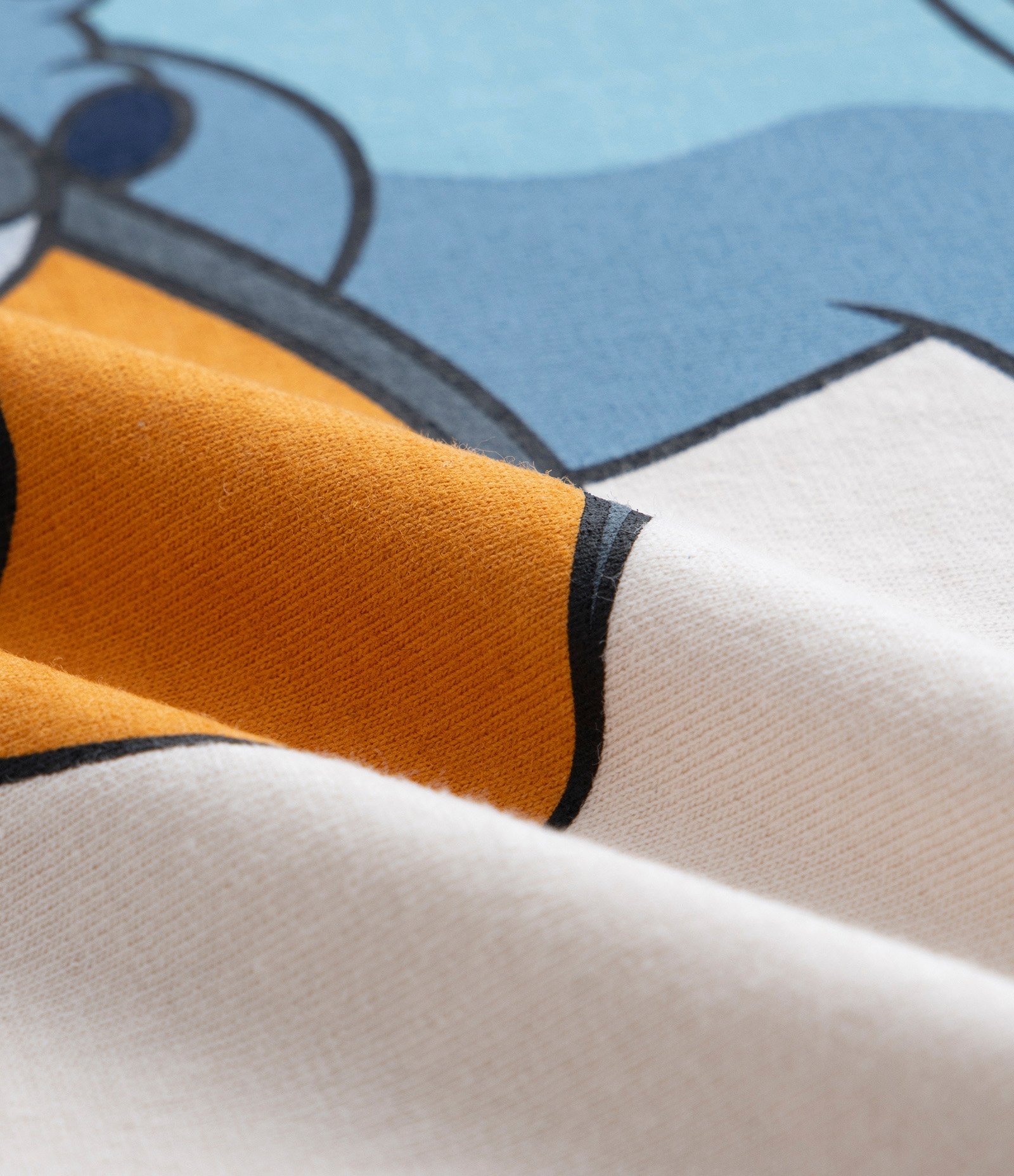 Camiseta Infantil com Estampa do Stitch no Skate - Tam 3 a 10 Anos Bege 3