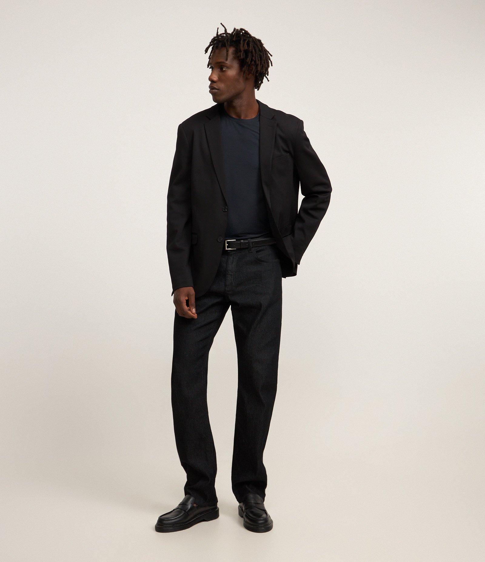 Camiseta Regular Performance com Gola Redonda Preto 2