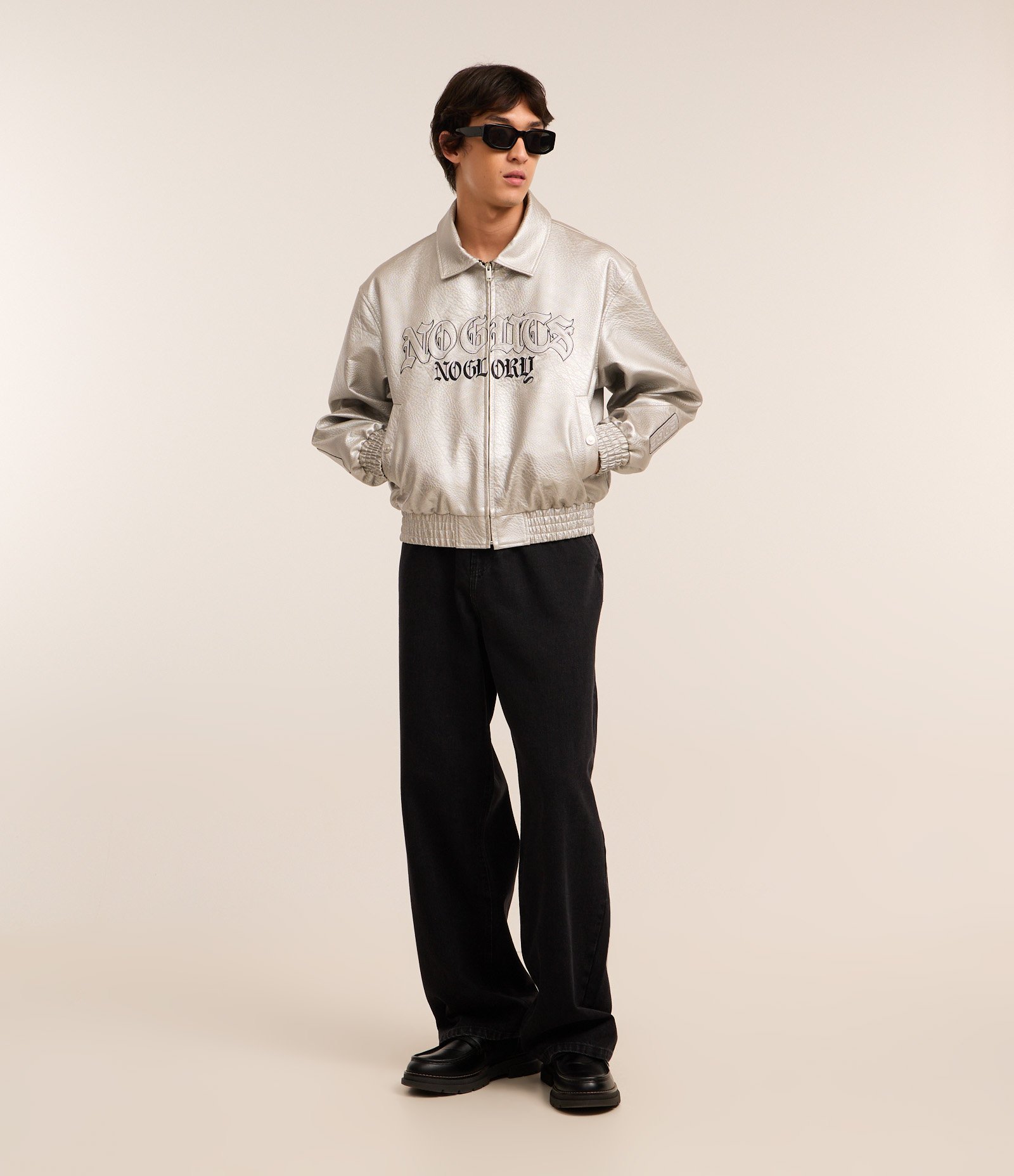 Jaqueta Metalizada em Pu com Bordado Lettering Prata 6