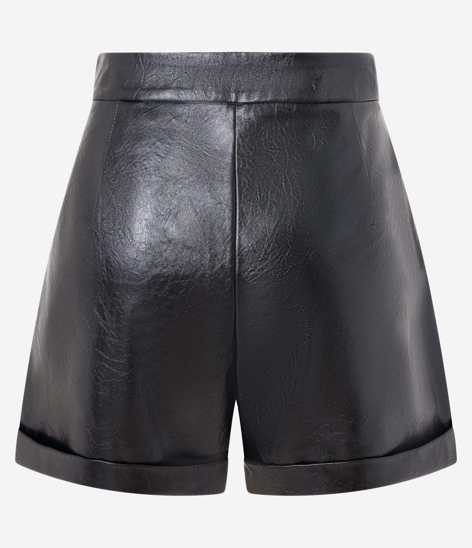 Short Curto em PU com Textura e Barra Dobrada Preto 6