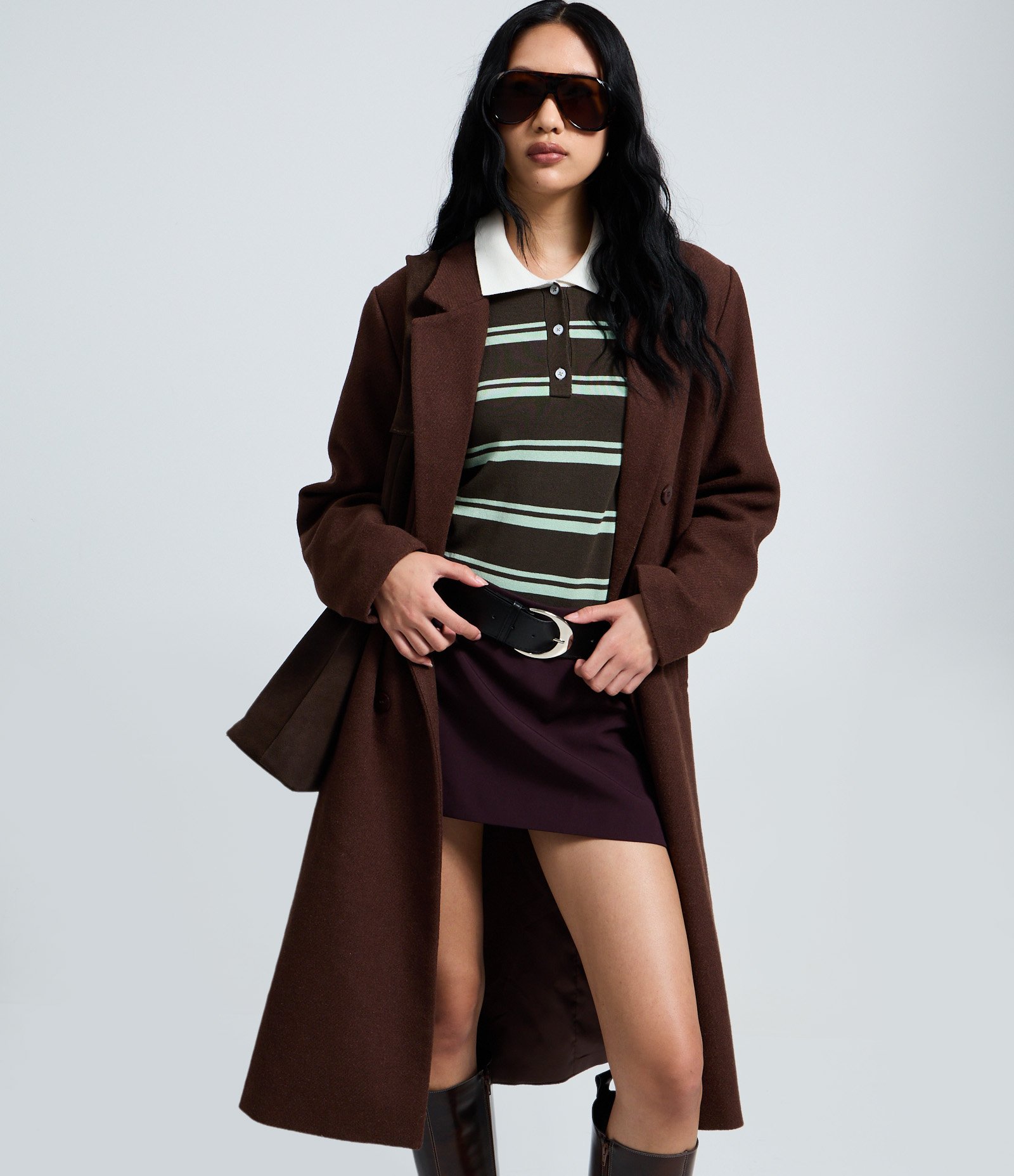 Casaco Longo em Polivelour com Botões e Bolsos Frontais 2