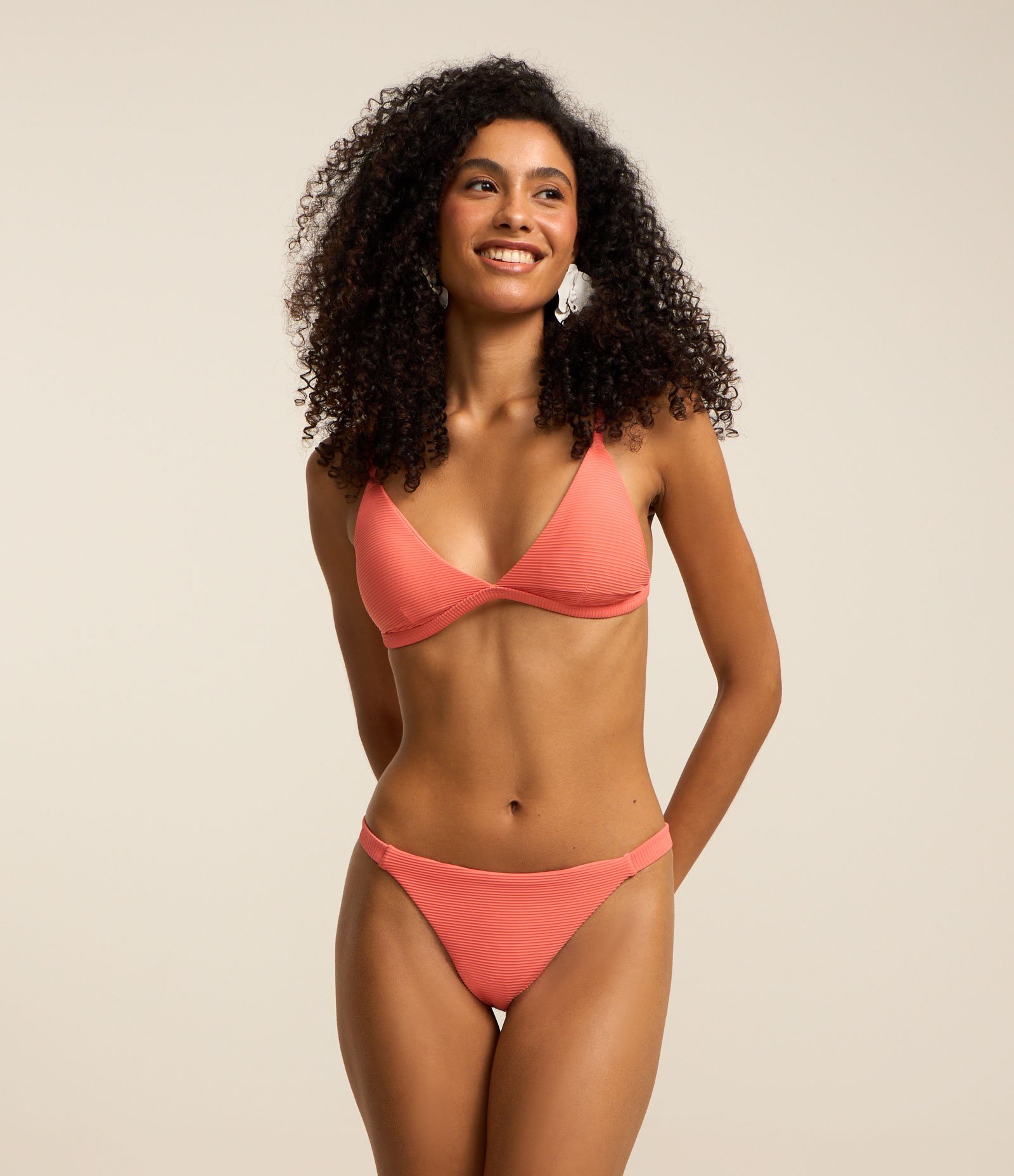 Biquíni Top Triângulo em Microfibra Texturizada com Alça Fina Laranja 3