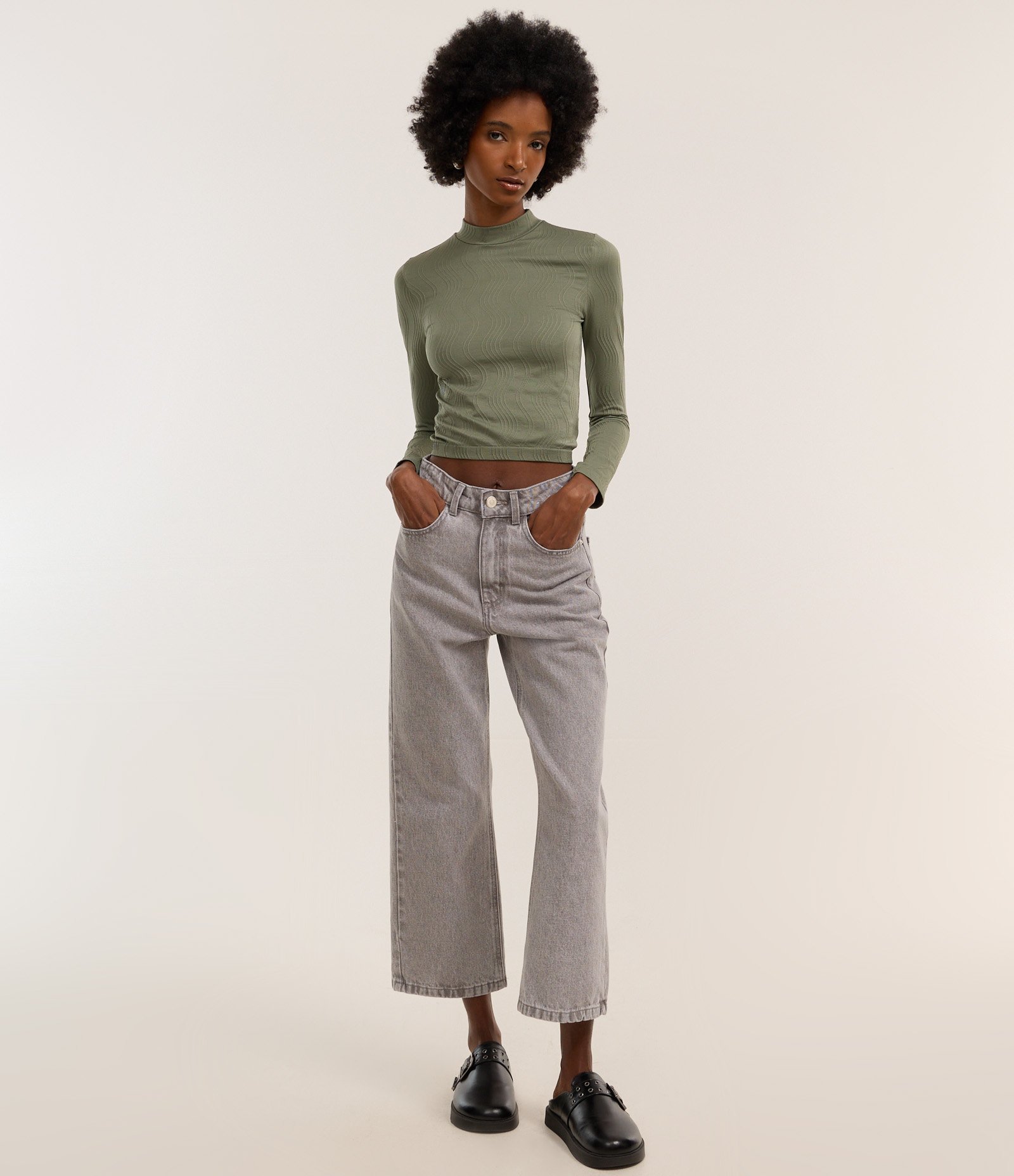 Blusa em Poliamida Seamless com Textura Verde 2