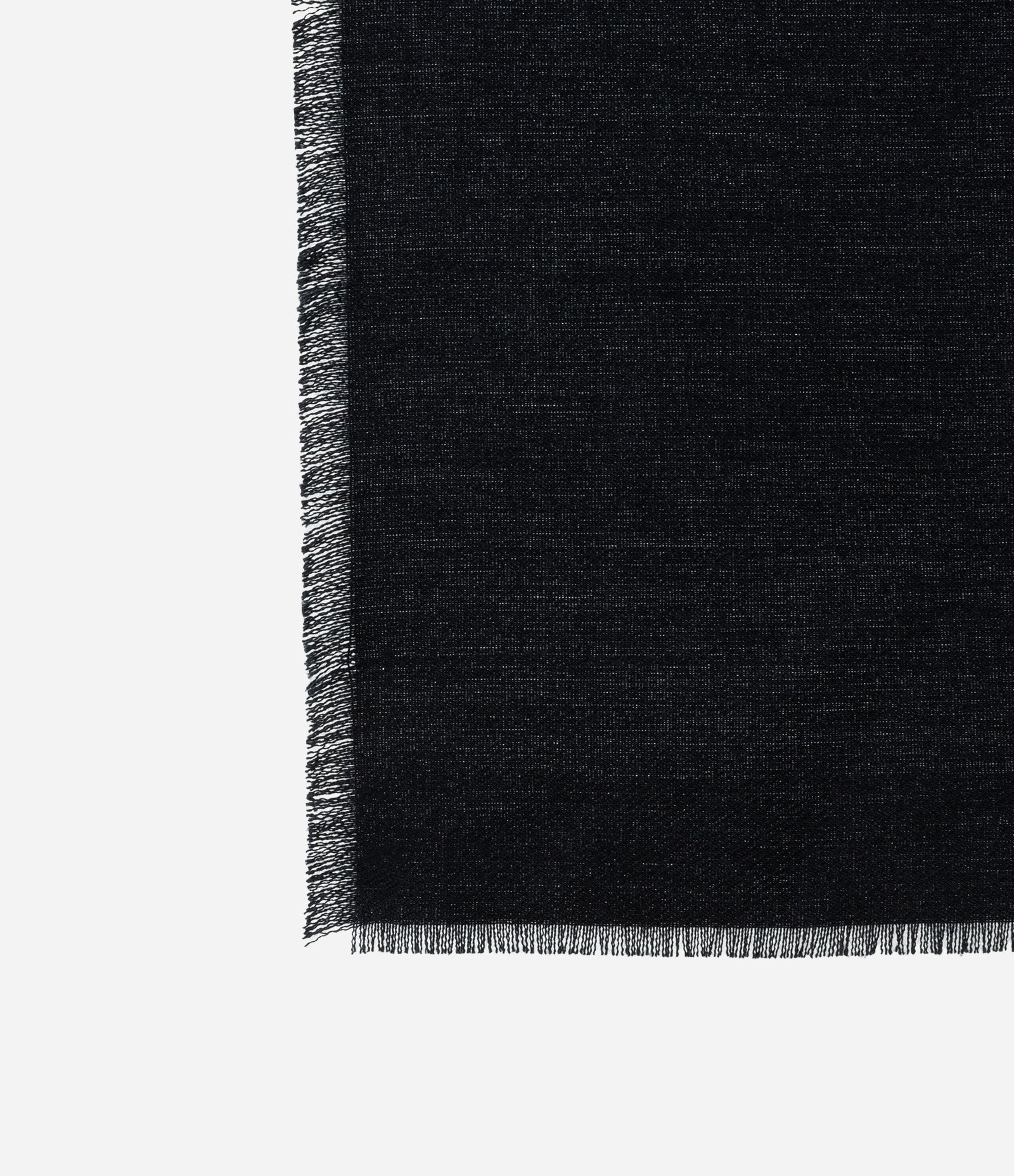 Cachecol Básico em Flanela com Barra Desfiada 2