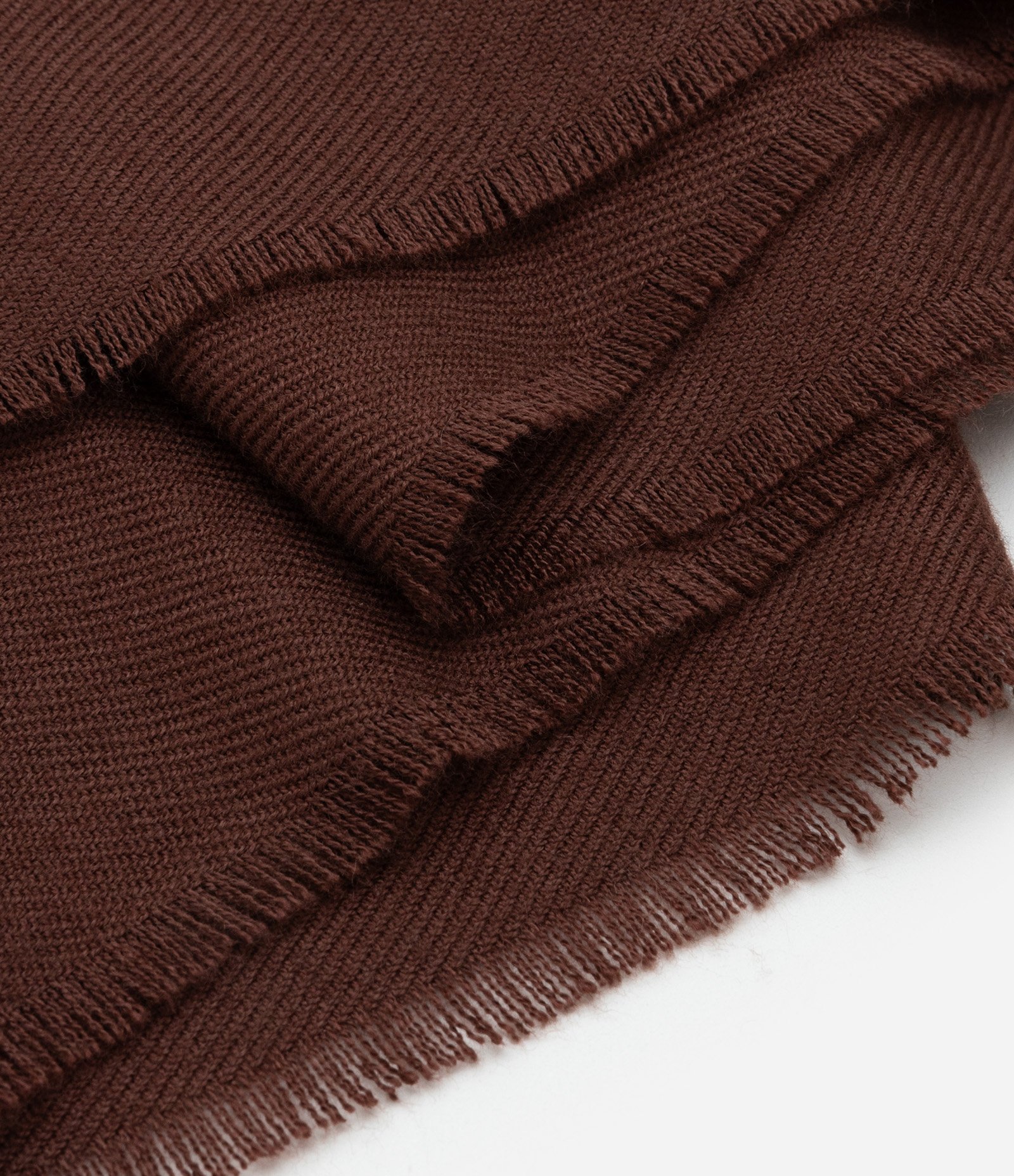 Cachecol Básico em Flanela com Barra Desfiada 3